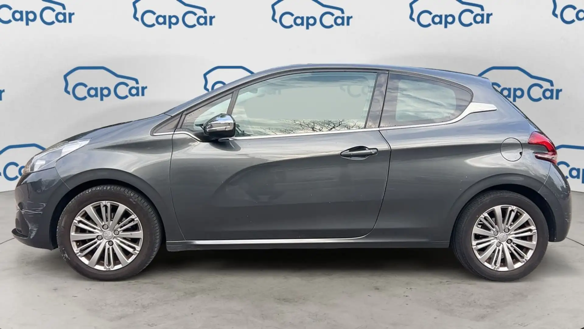 Peugeot 208 1.2 PureTech 110 Allure - 2