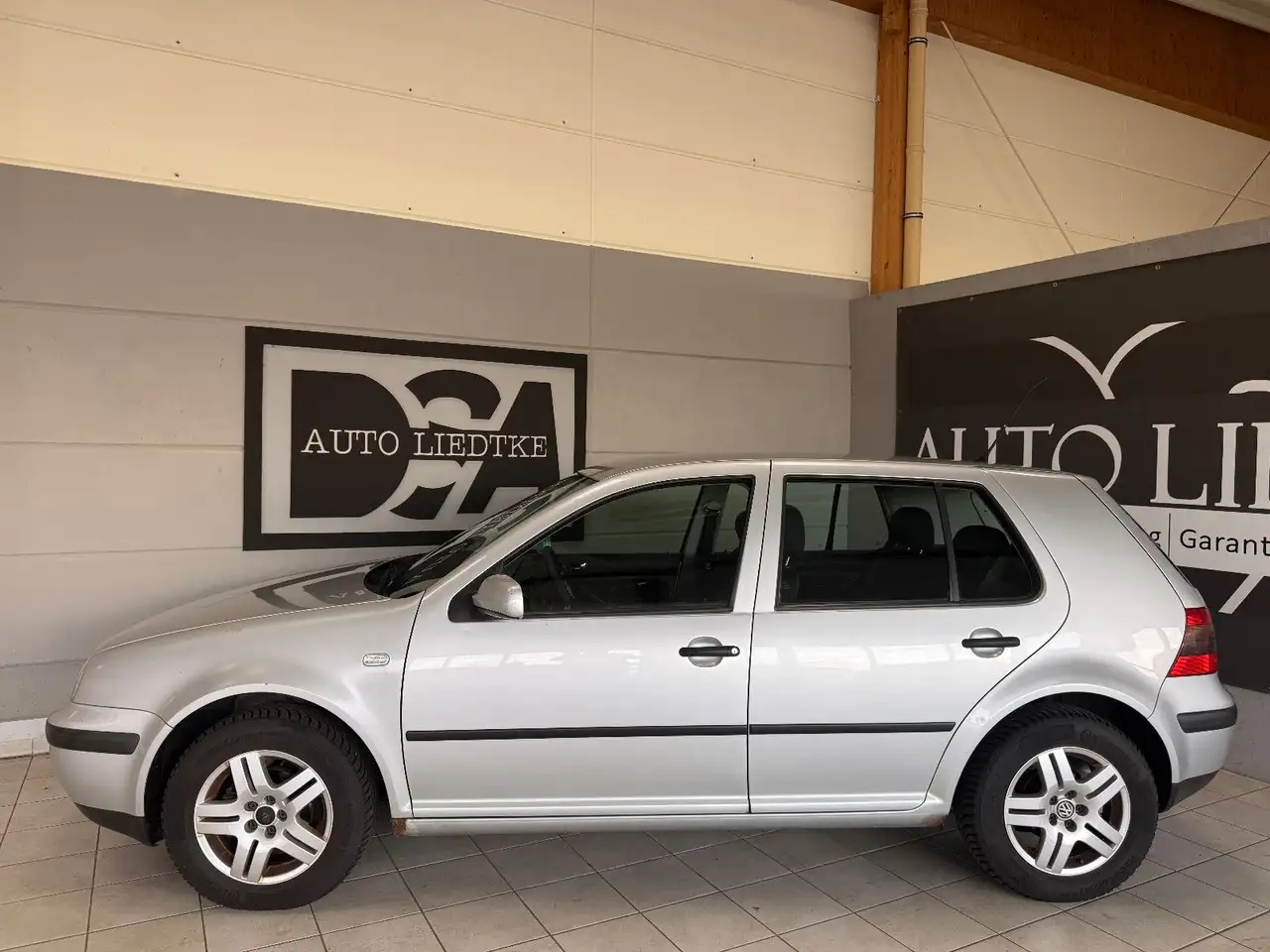 Volkswagen Golf 1.4 Comfortline/Klimaanlage/TÜV NEU/Service, foto 2