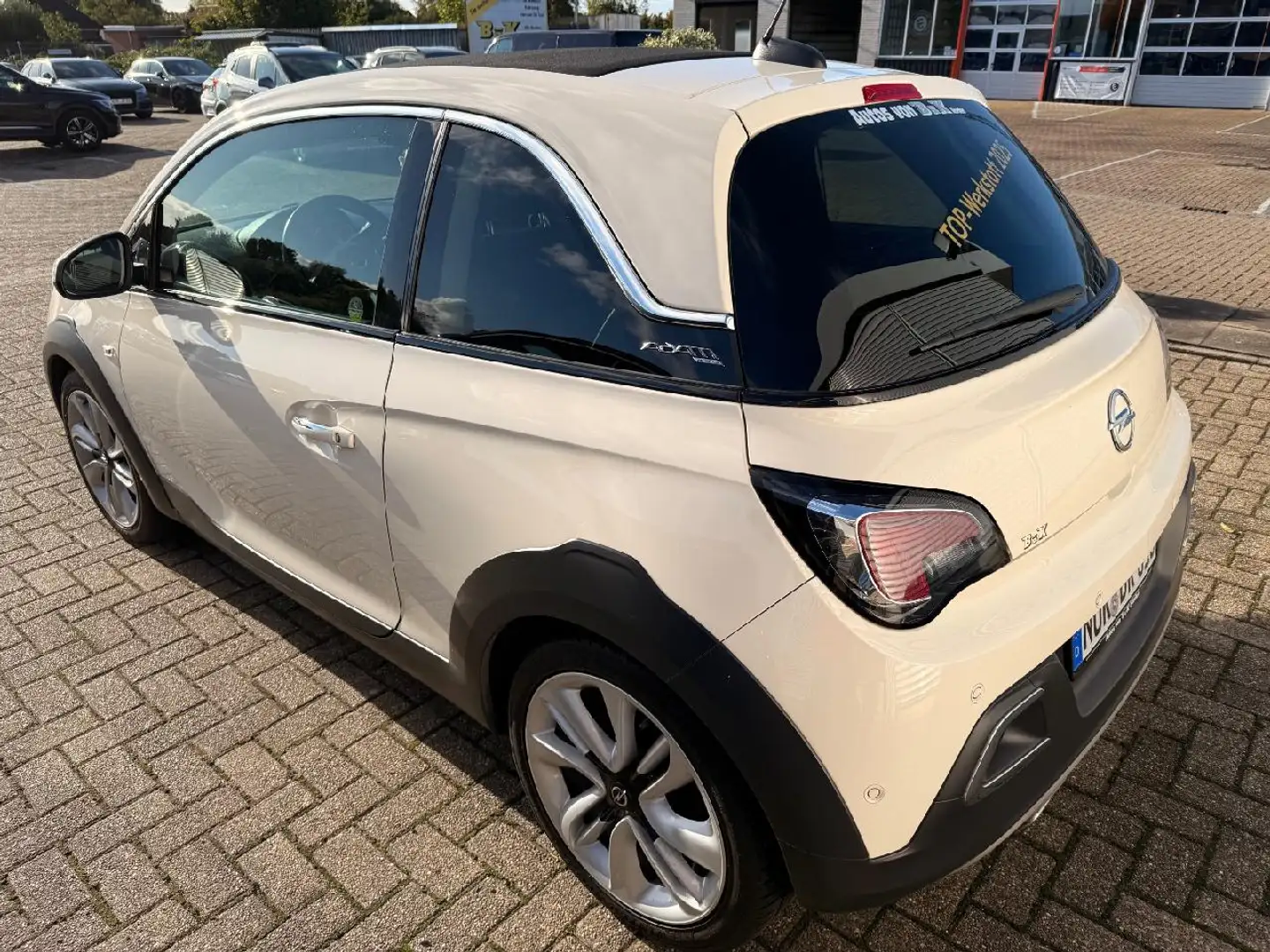 Opel Adam Rocks ecoFlex Weiß - 2