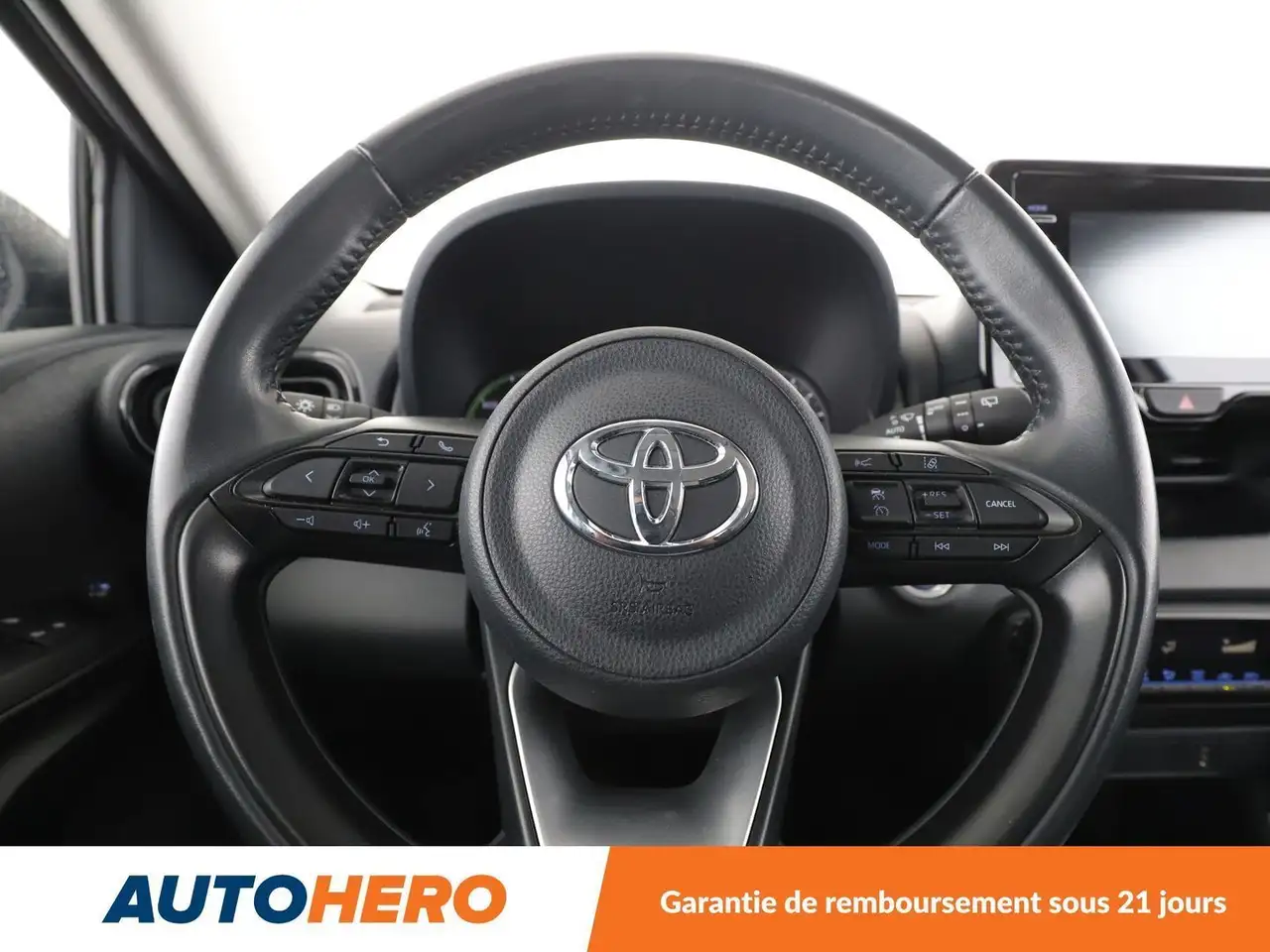 Toyota Yaris Yaris — photo 19