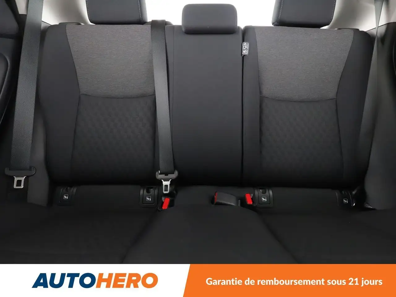 Toyota Yaris Yaris — photo 15