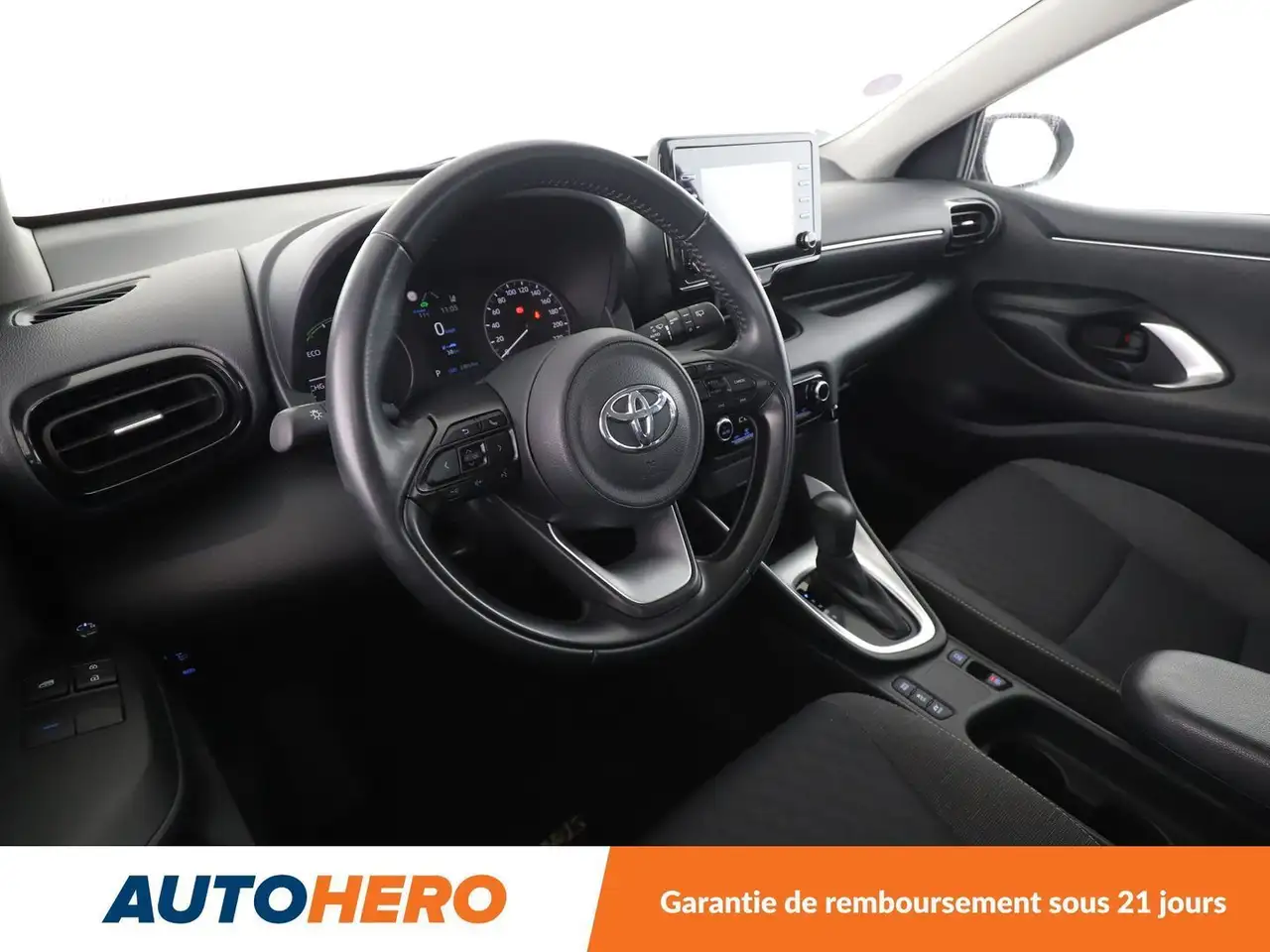 Toyota Yaris Yaris — photo 11