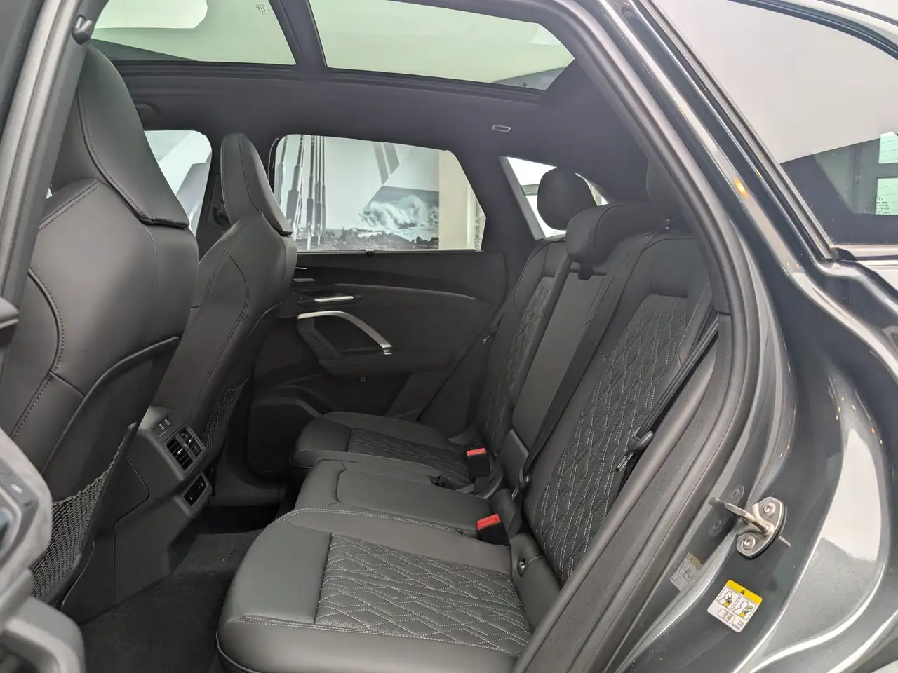 Audi SQ5 снимка Audi SQ5