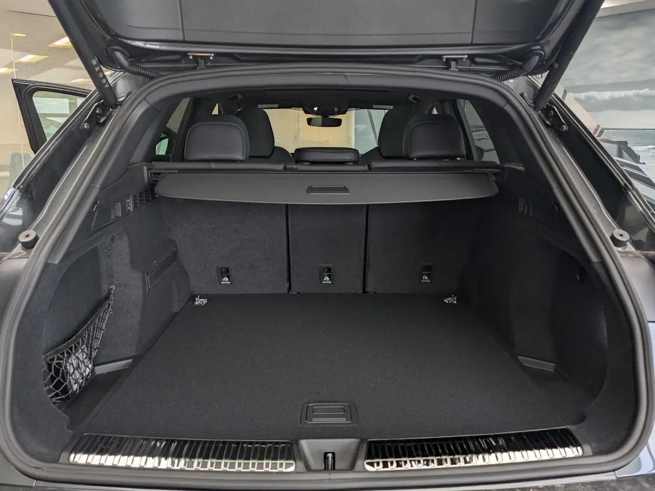Audi SQ5 снимка Audi SQ5