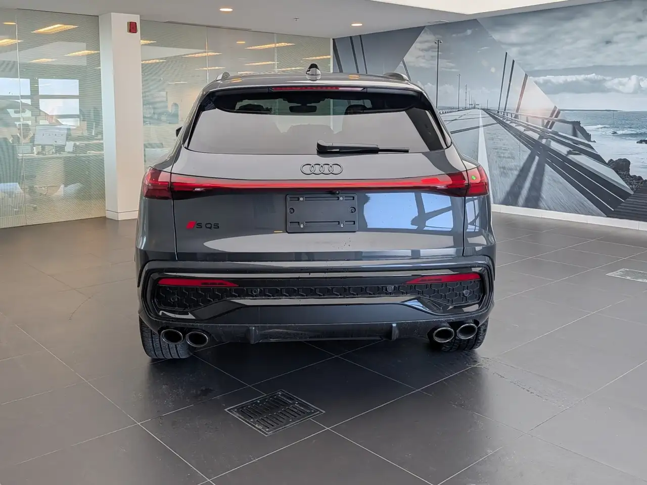Audi SQ5 снимка Audi SQ5