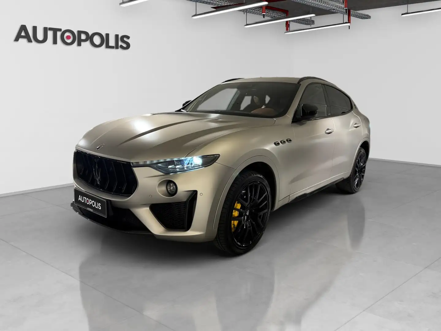 Maserati Levante Trofeo 1/100 Gris - 1