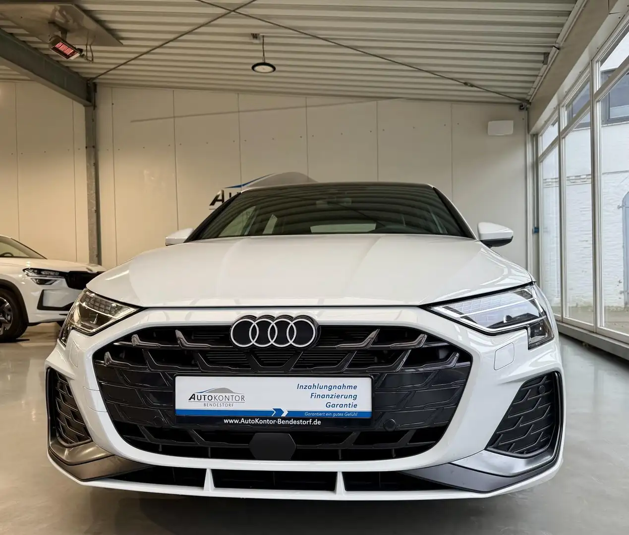 Audi A3 Sportback TDI S line Sport Autom.,. *Matrix *Pano Weiß - 1