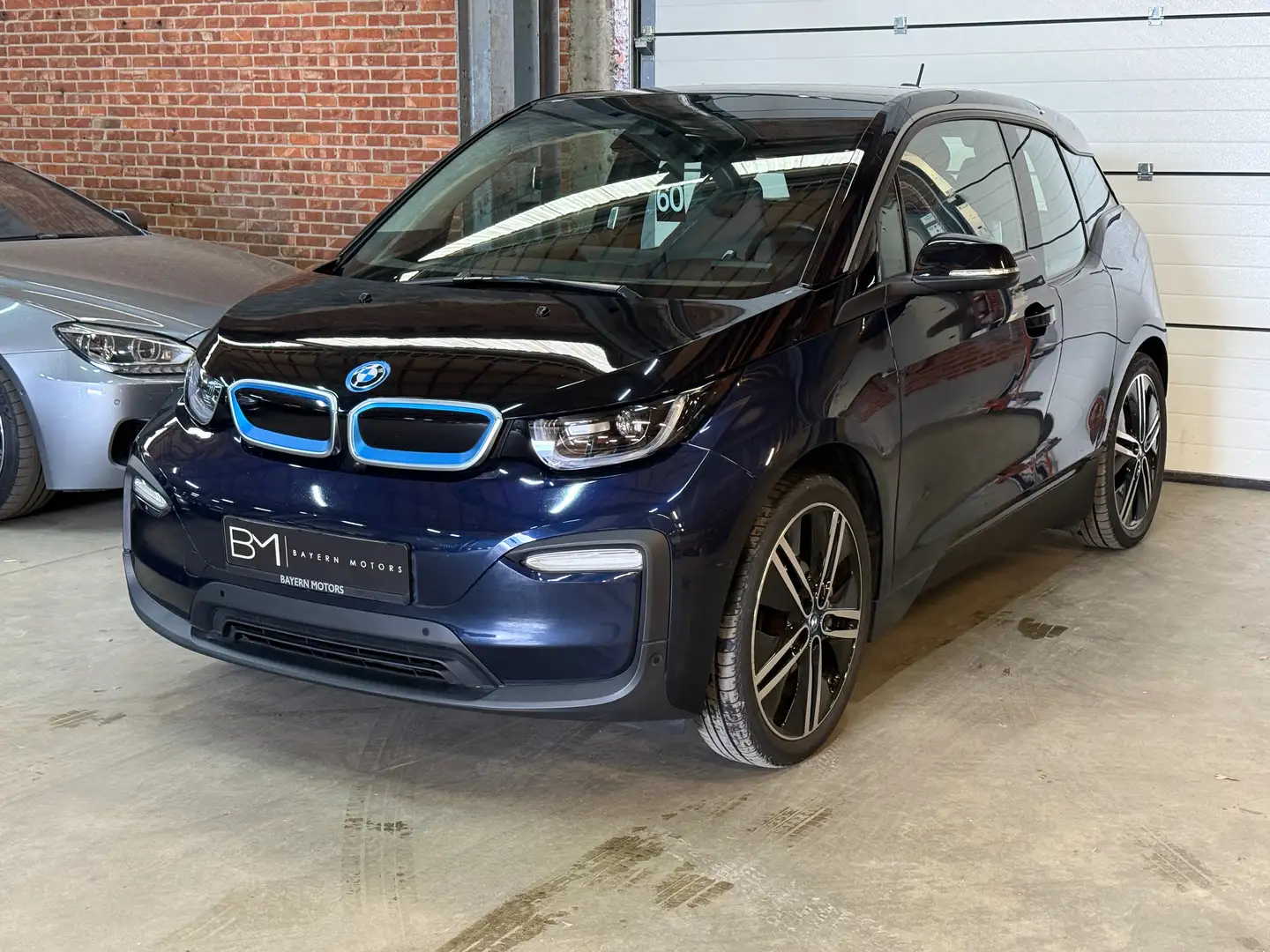 BMW i3 120Ah - 42.2 kWh Prof Navi Camera LED Garantie Blauw - 1