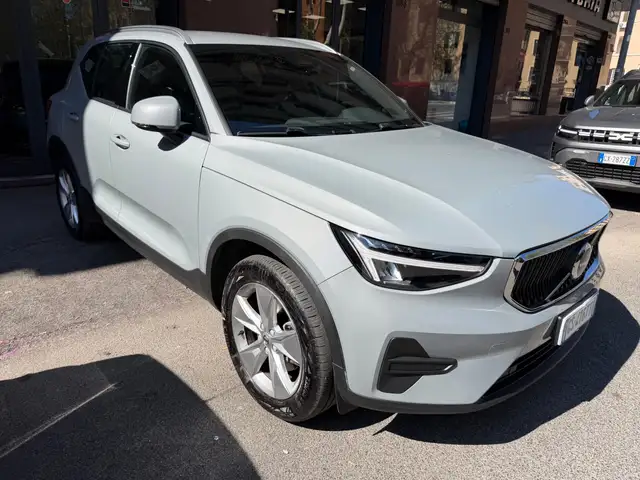 Volvo XC40 XC40 2023 2.0 b3 Core auto
