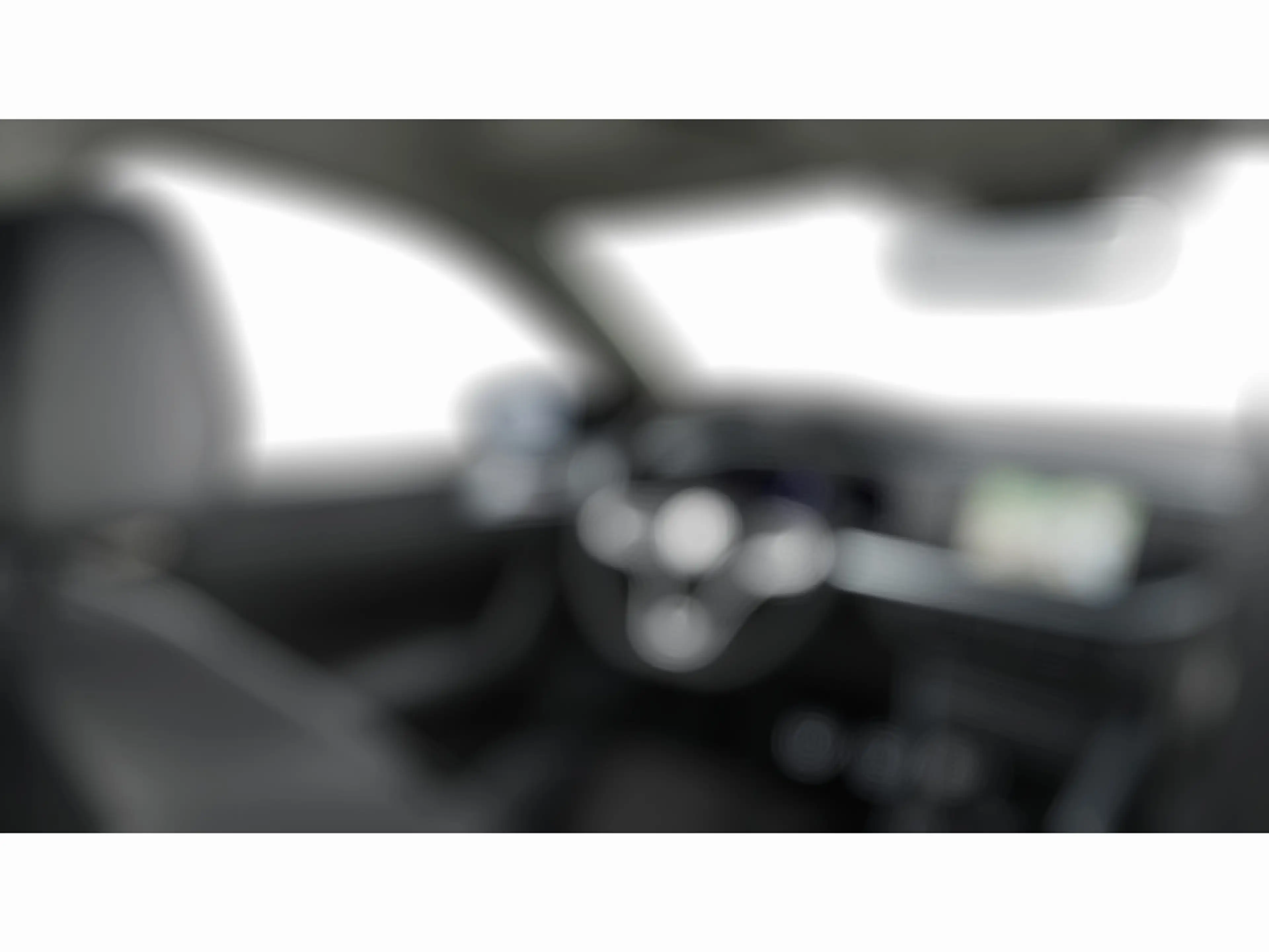 Volkswagen Polo 1.0 TSI ACC LED NAVI SPURH. SHZ KLIMA BT — photo 8
