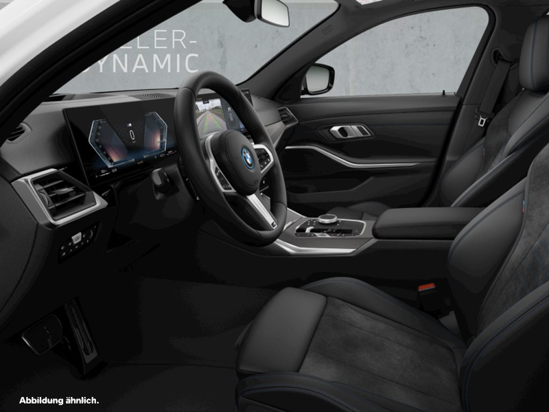 BMW 330 e xDrive Touring — photo 3