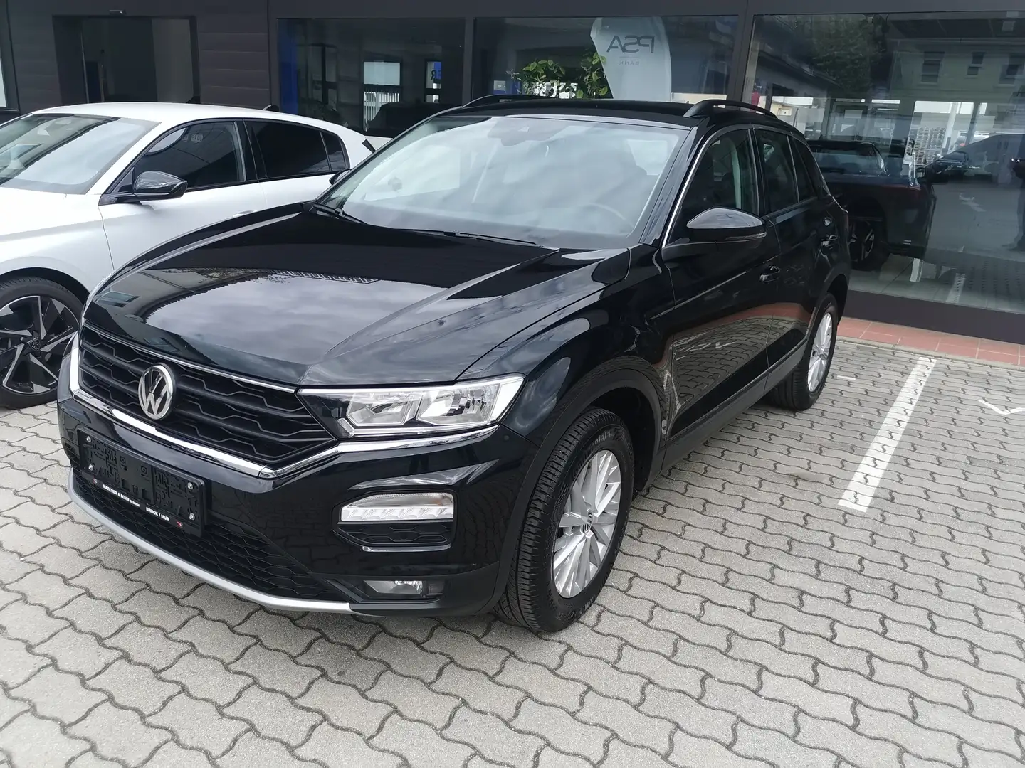 Volkswagen T-Roc T-Roc 1,0 TSI Design inkl. AHK Schwarz - 1