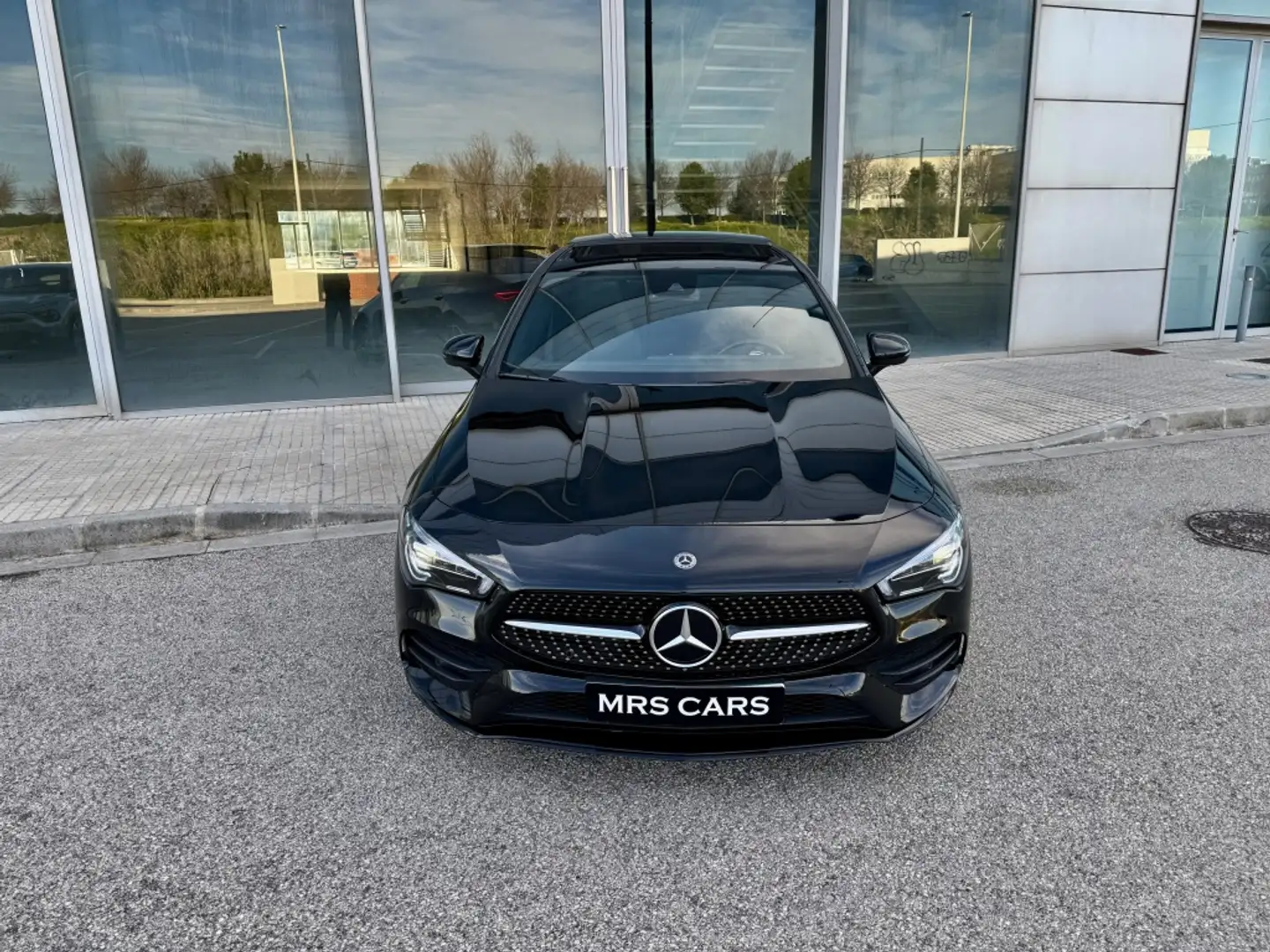 Mercedes-Benz CLA 200 7G-DCT Negro - 2
