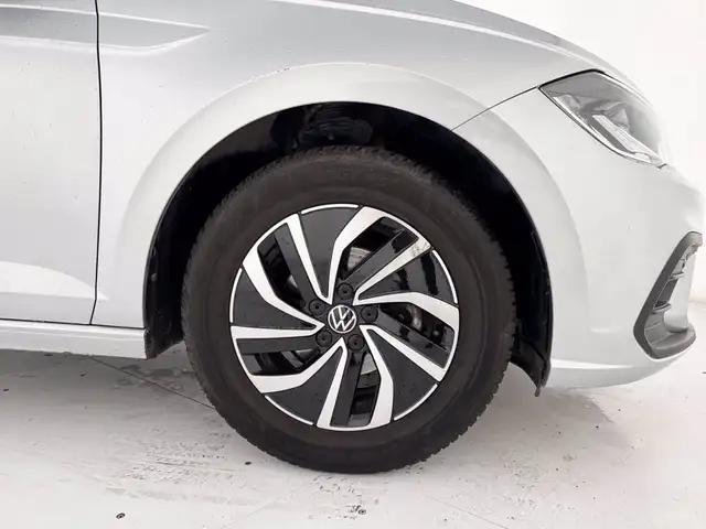 Volkswagen Polo view 15
