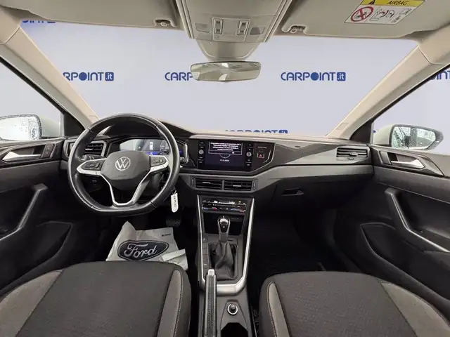 Volkswagen Polo view 11