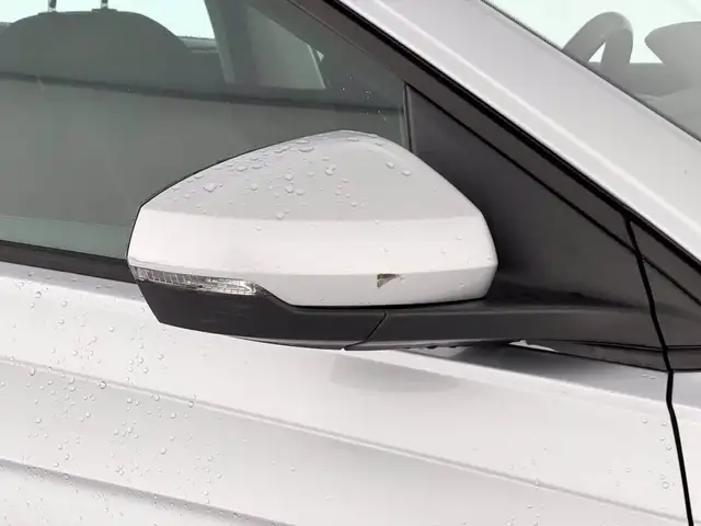 Volkswagen Polo view 16
