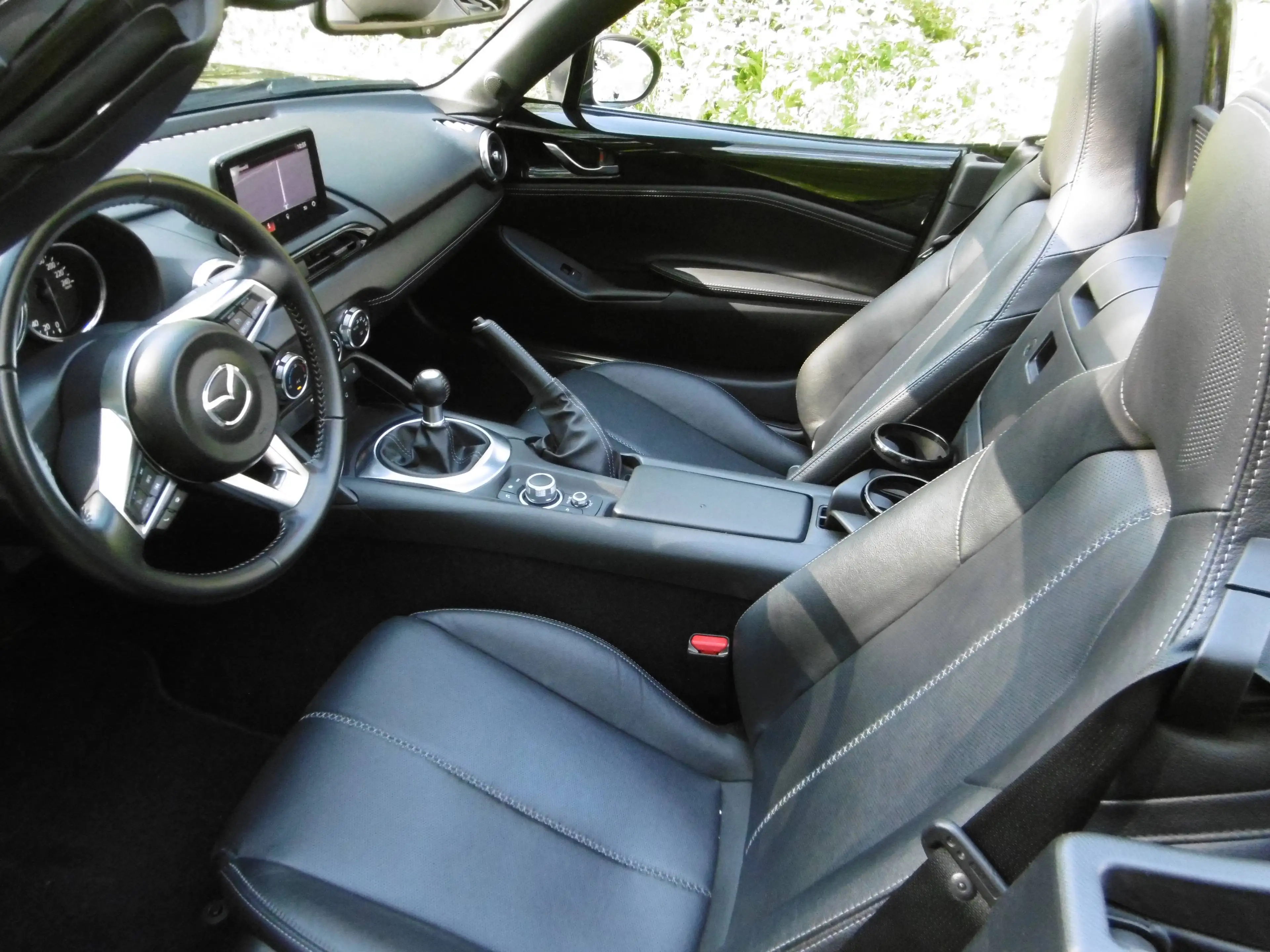 Mazda MX-5 MX-5 1.5i Skyactiv-G Skycruise (EU6d) — photo 14