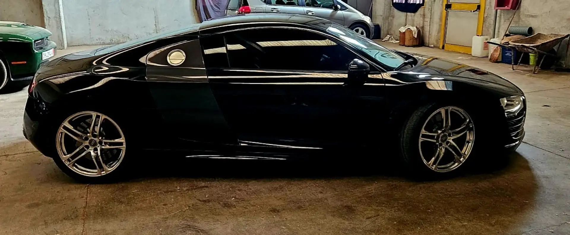 Audi R8 Coupe 4.2 V8 quattro MANUALE - 2