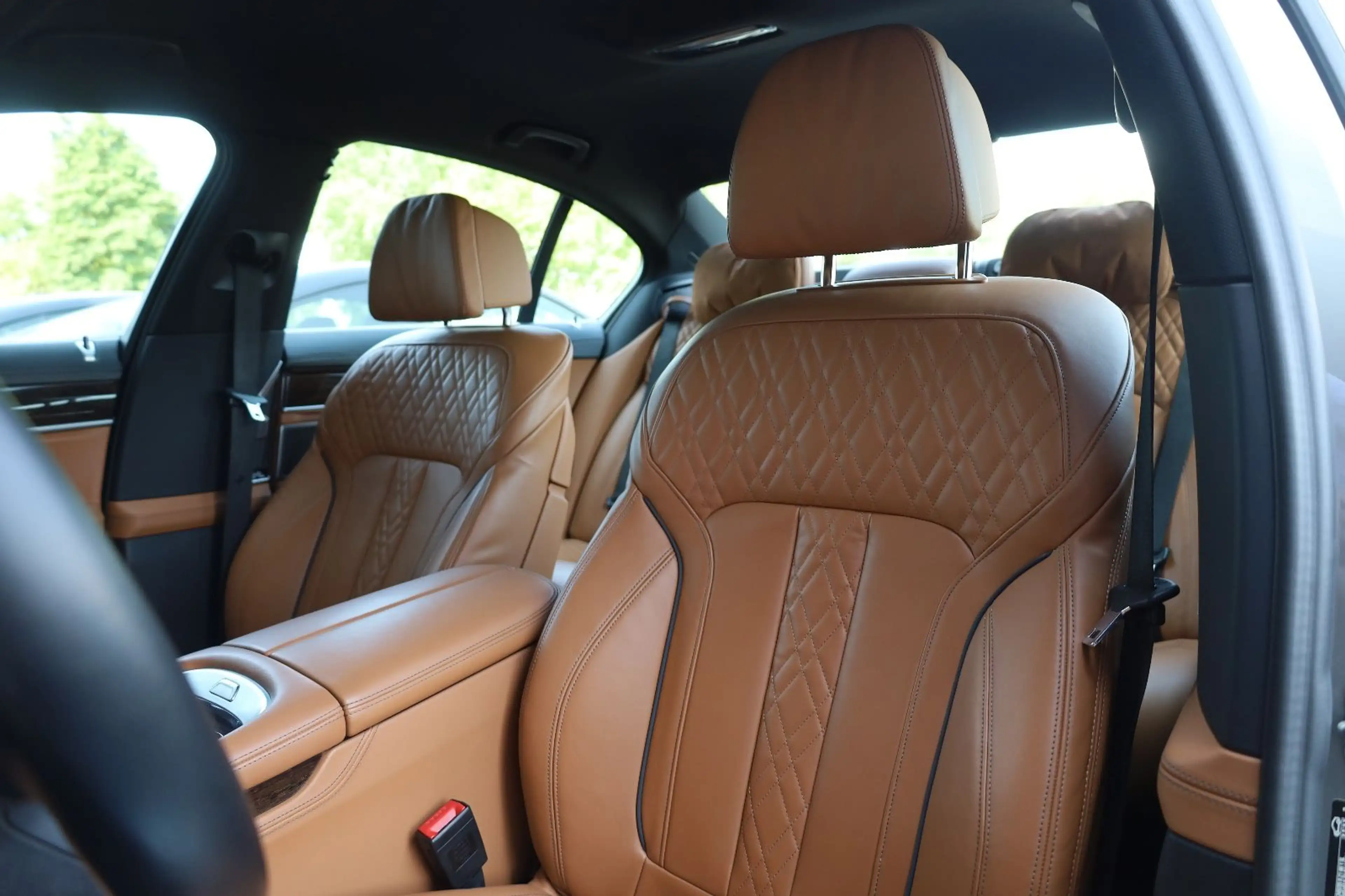 BMW 730 d/360*/HUD/SHZ/DAB/AIRMATIC/HarmanKardon/R19 — photo 10