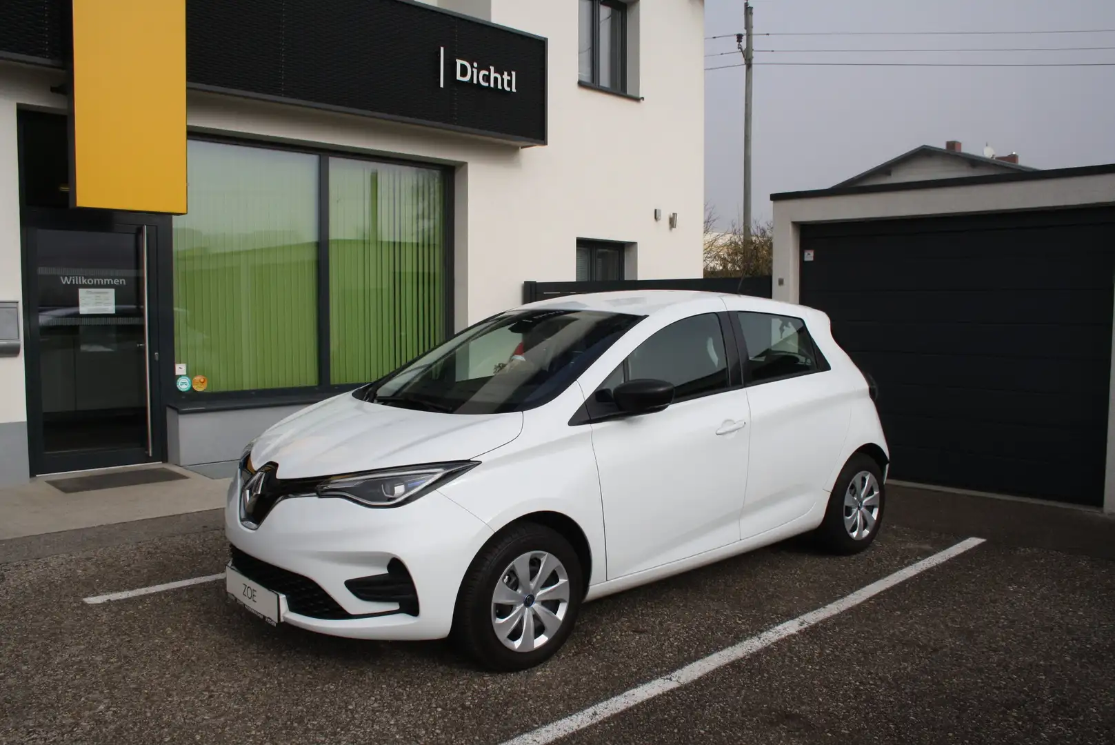 Renault ZOE Life Complete R110 Z.E. 50 52 KWh *inkl. Akku* Weiß - 1