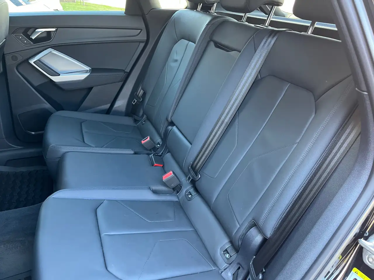 Audi Q3 снимка Audi Q3