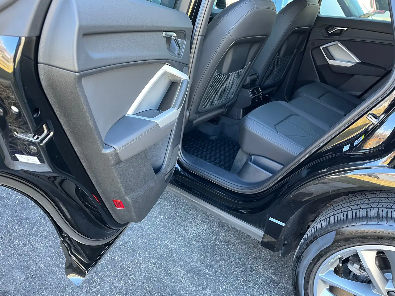 Audi Q3 снимка Audi Q3