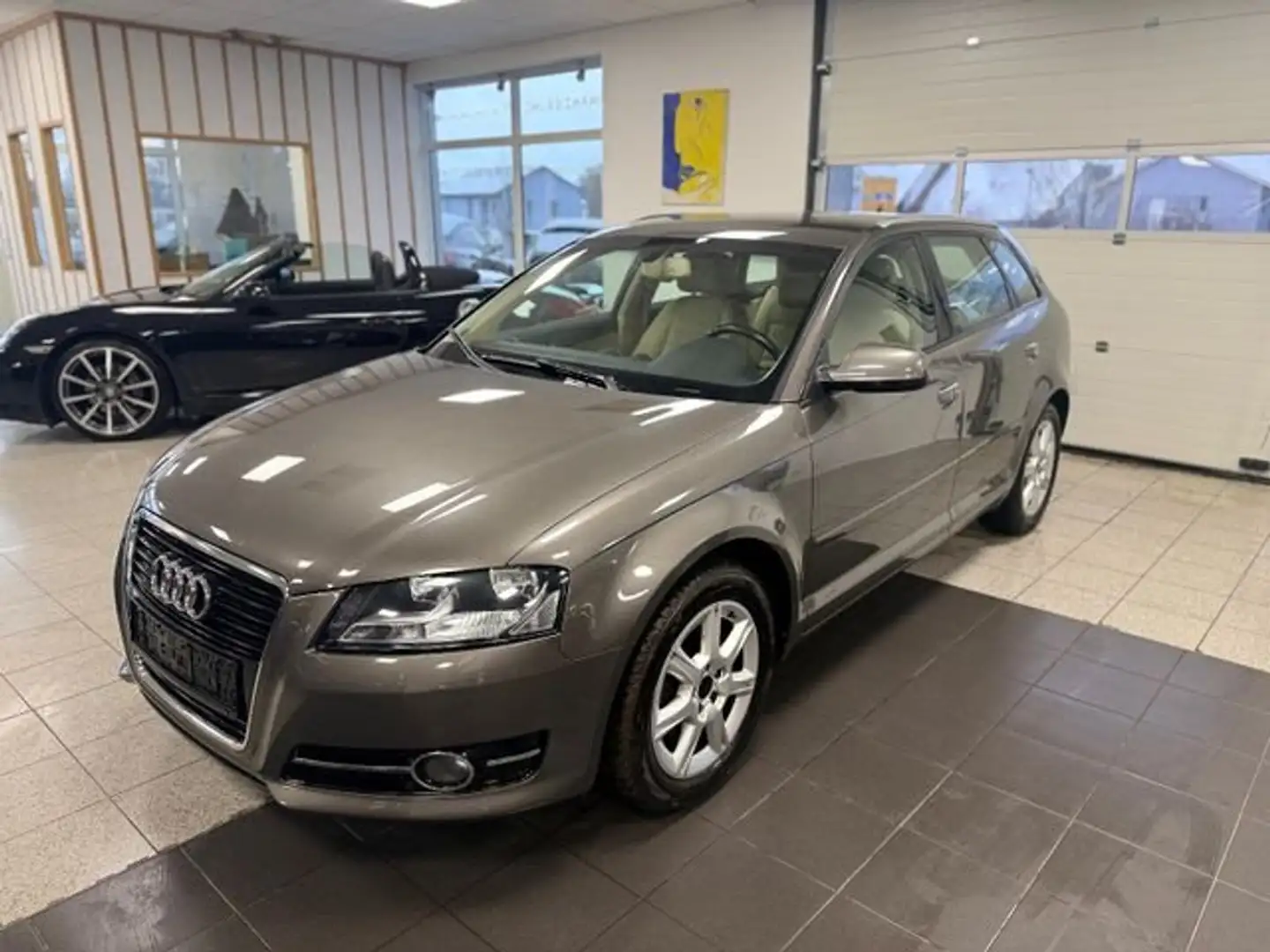 Audi A3 Sportback 1.4 TFSI Ambiente/PDC/TÜV neu/8Fach Gris - 1