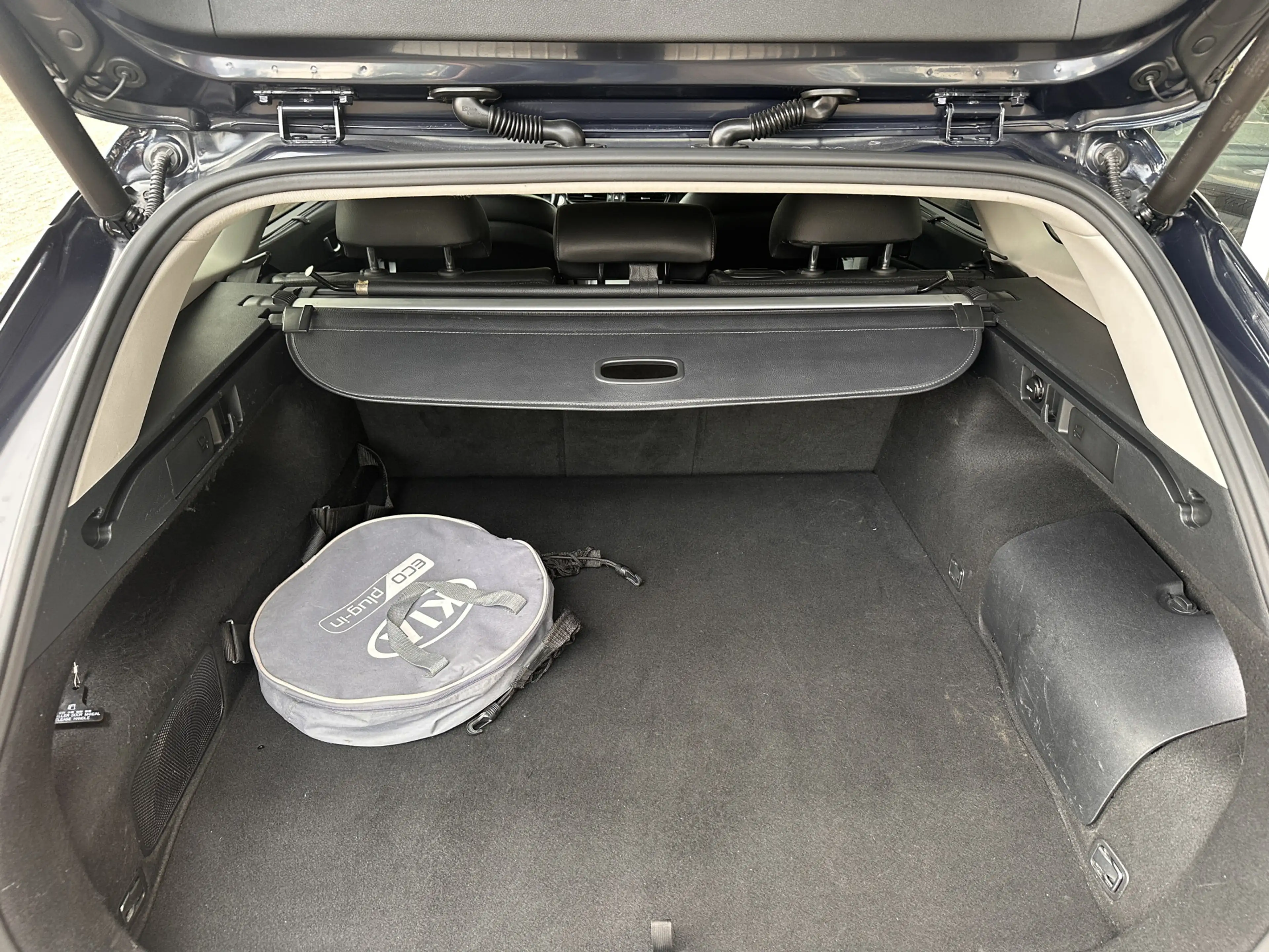 Kia Optima Sportswagon 2.0 GDI PHEV ExecutiveLine FULL OPTION — photo 9