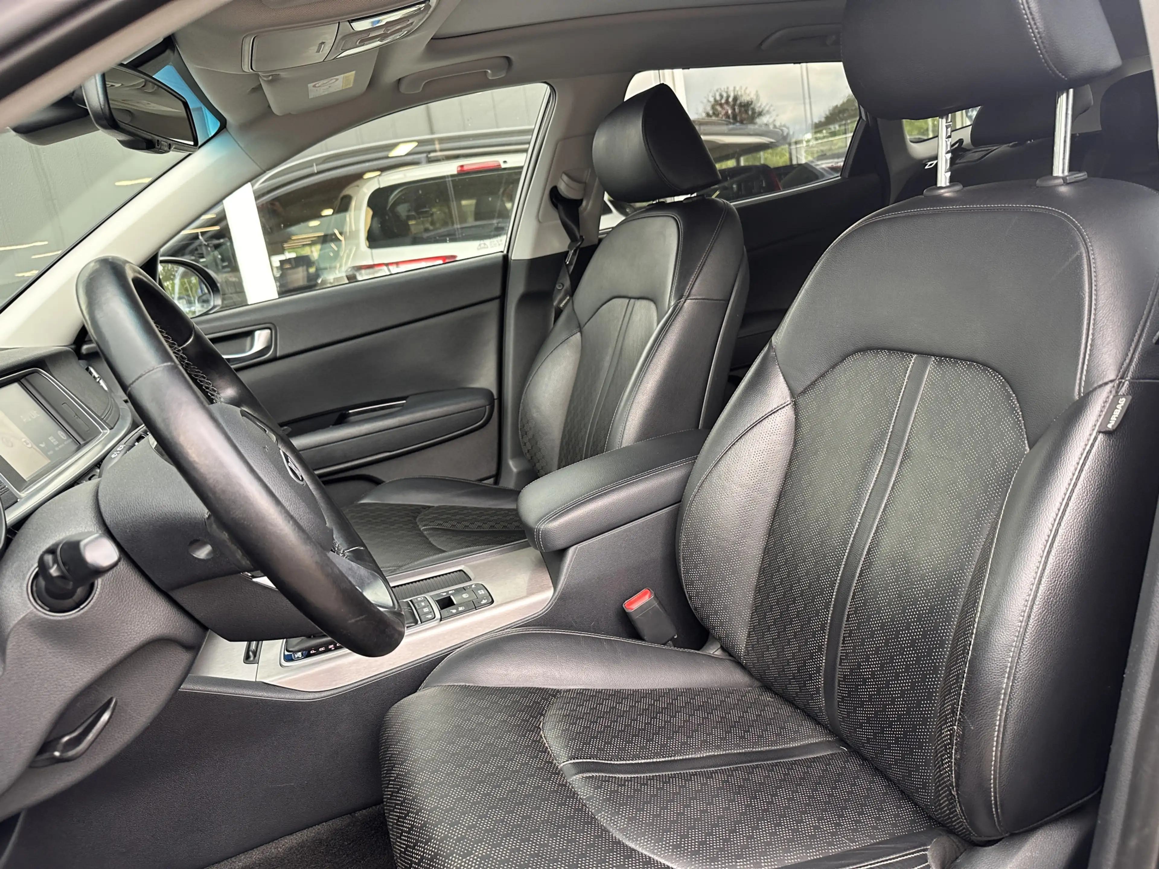 Kia Optima Sportswagon 2.0 GDI PHEV ExecutiveLine FULL OPTION — photo 12