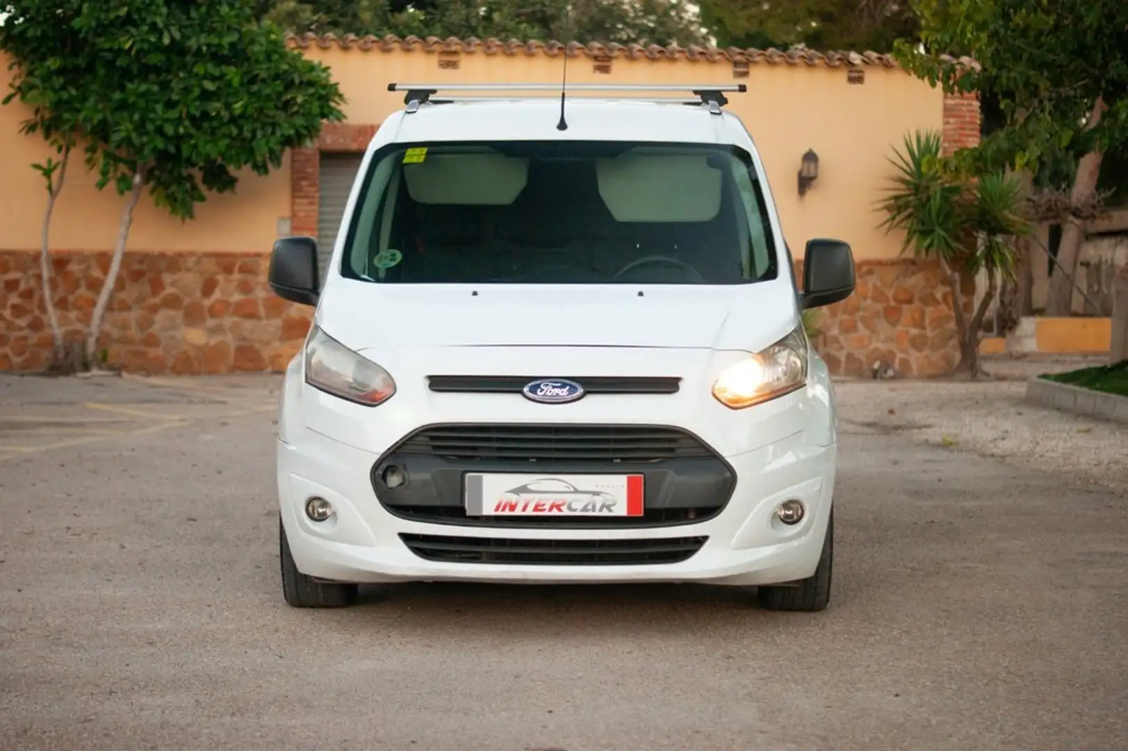 Ford Transit Van 1.6 TDCi 115cv Ambiente 200 L1 Blanco - 2