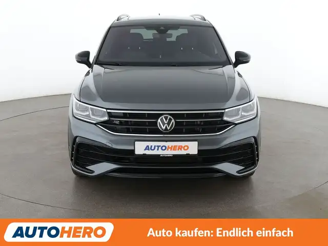 Volkswagen Tiguan Allspace view 9