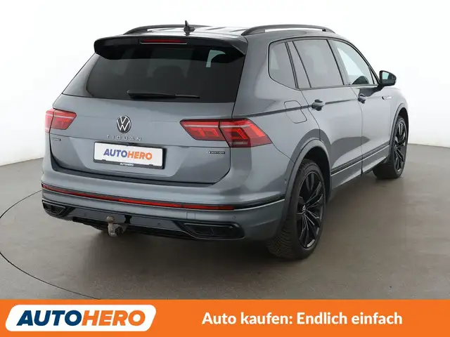 Volkswagen Tiguan Allspace view 6