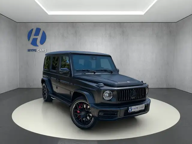 Mercedes-Benz G-Class view 3
