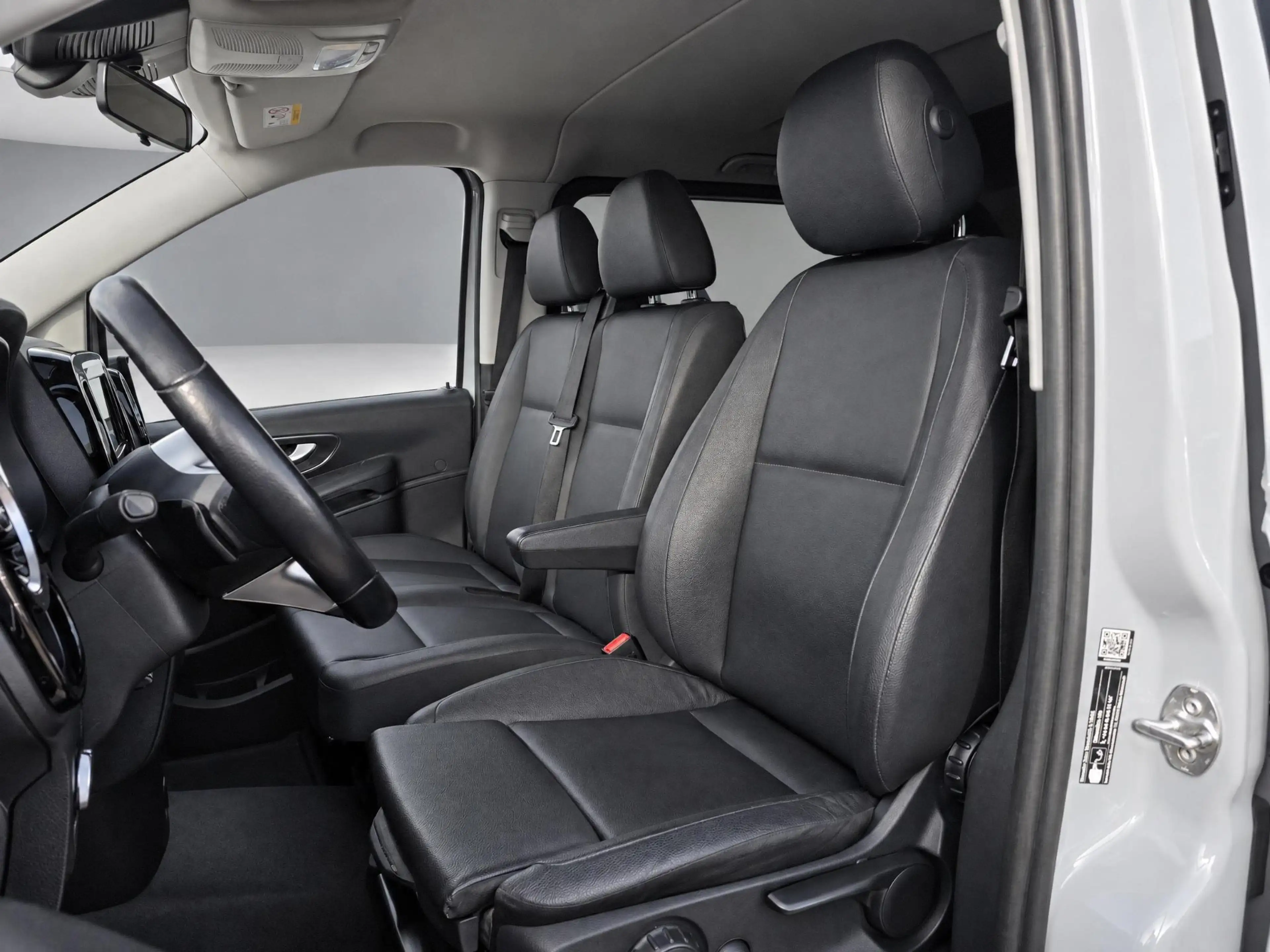 Mercedes-Benz Vito 116 CDI L3 Pro — photo 14