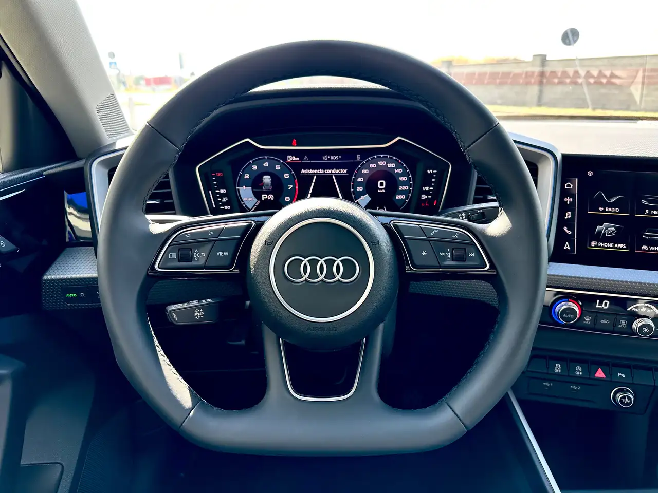 Audi A1 2026 — фото 10