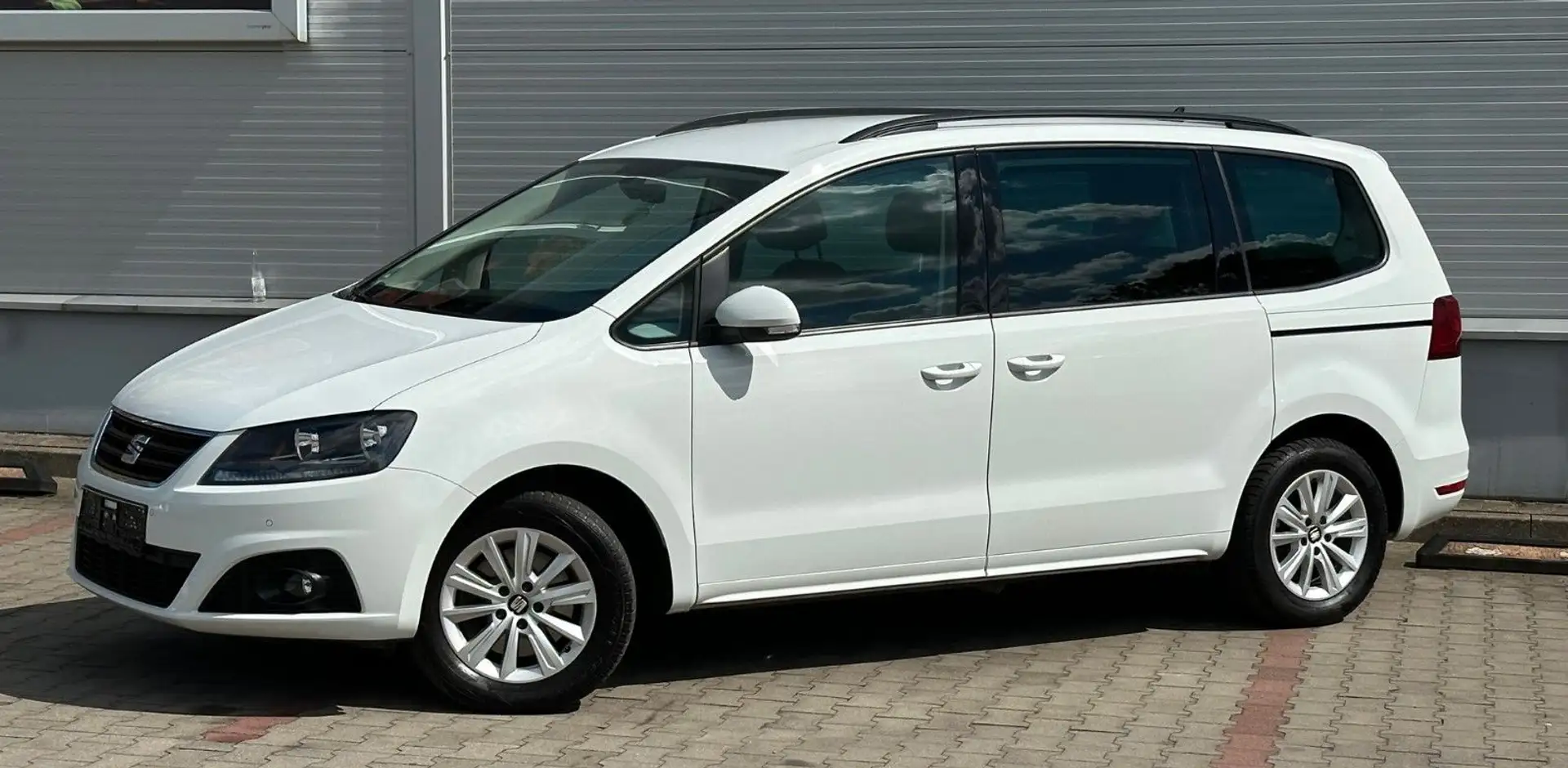 SEAT Alhambra Style Navi Kamera Weiß - 2