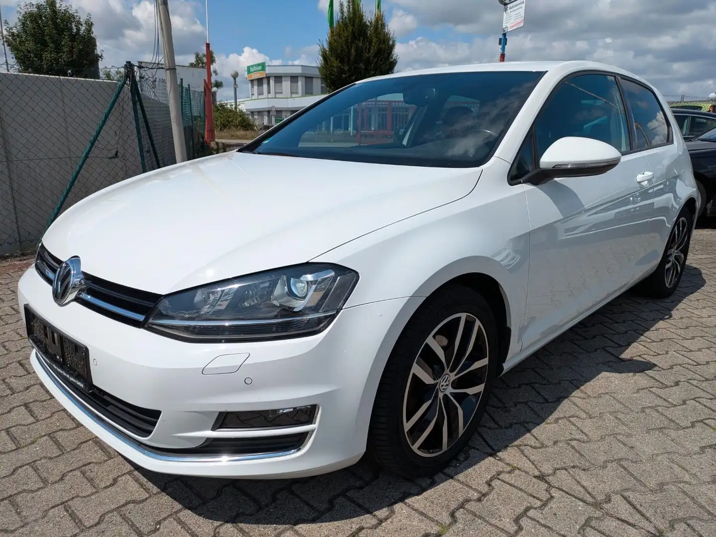 Volkswagen Golf VII Lim. R-Line/Highline BMT Weiß - 1