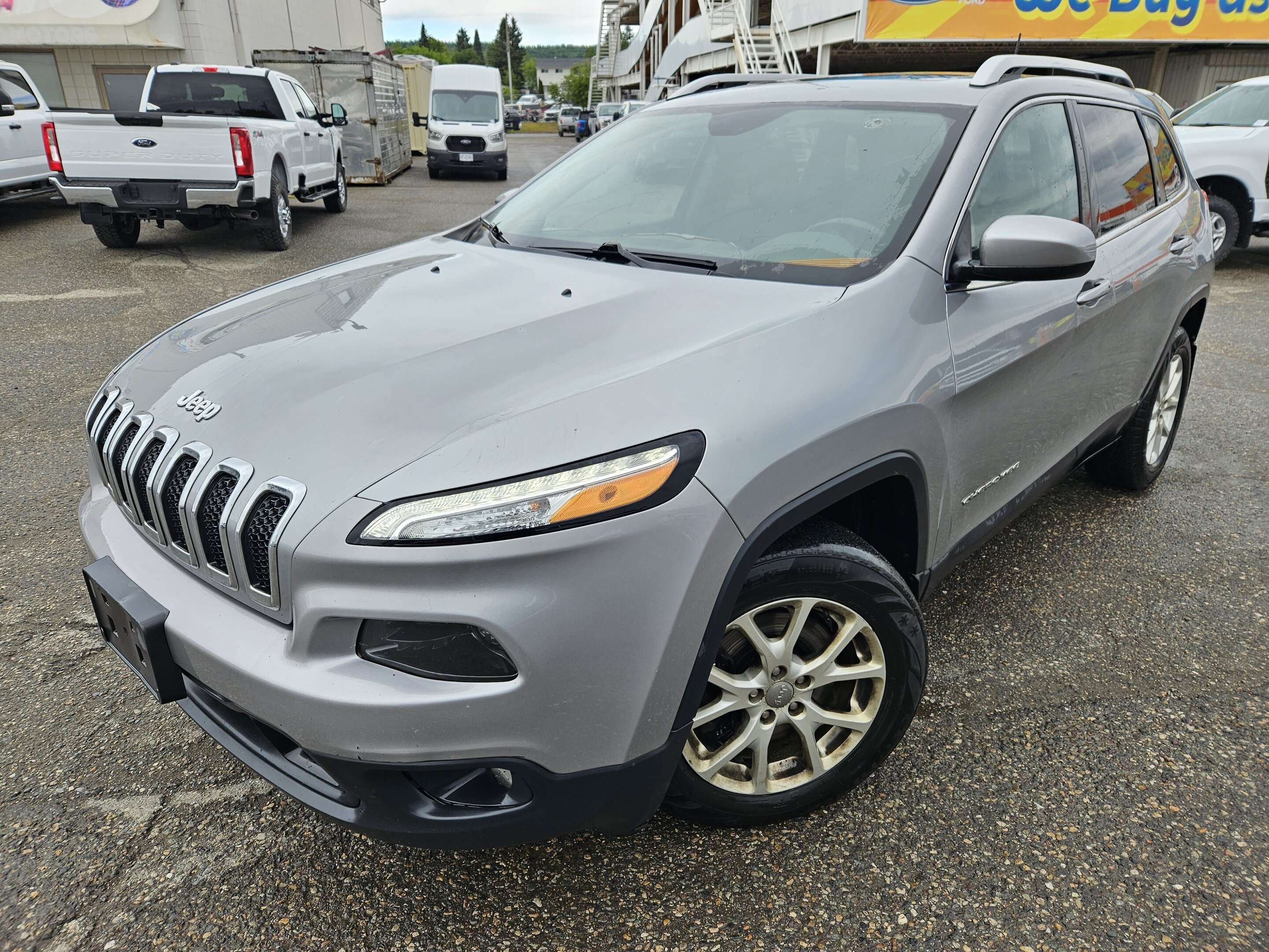 Gray 2016 Jeep Cherokee SUV / Crossover Automatic