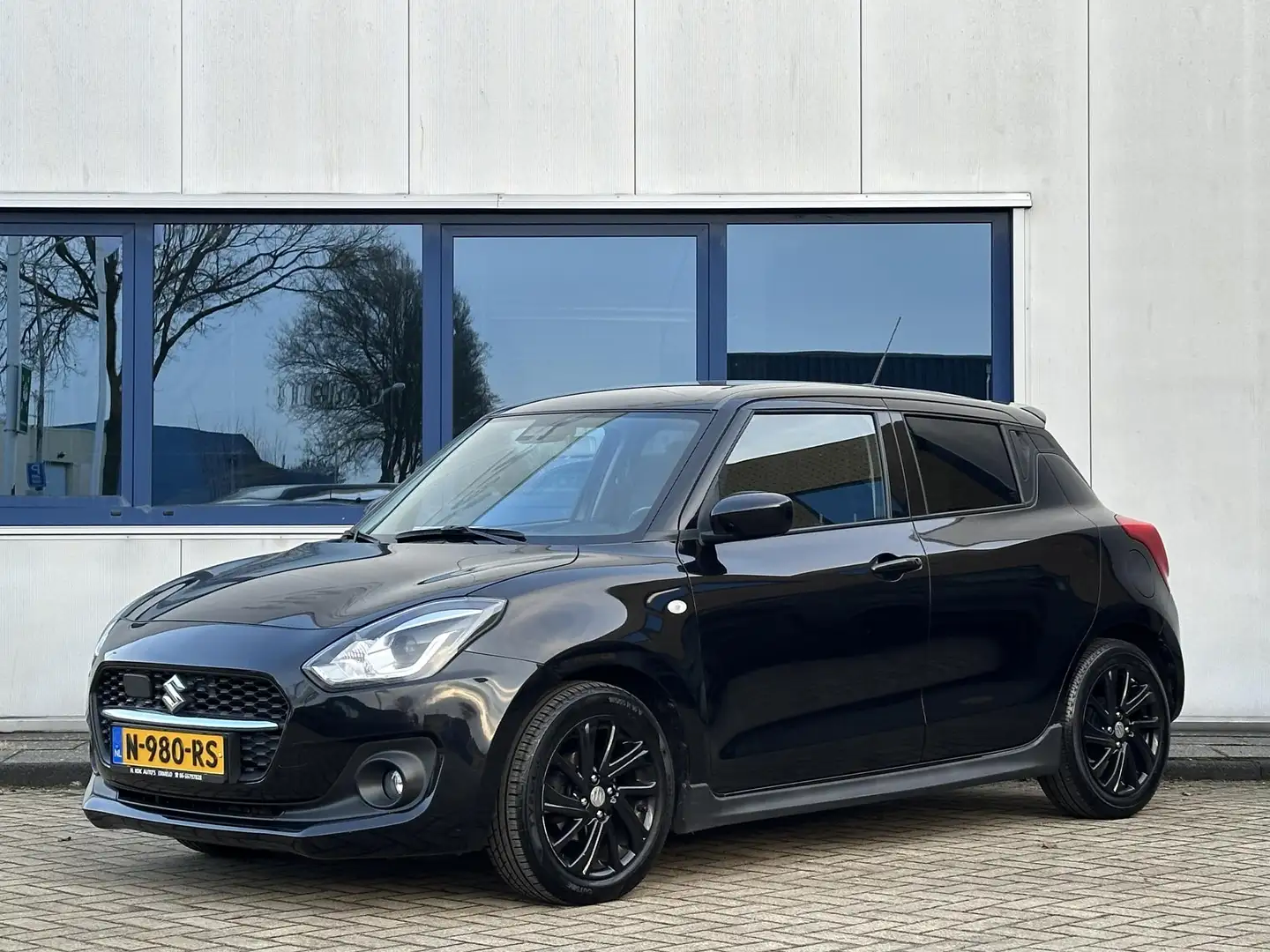 Suzuki Swift 1.2 SPORT Smart Hybrid l CarPlay l Automaat l Schwarz - 2