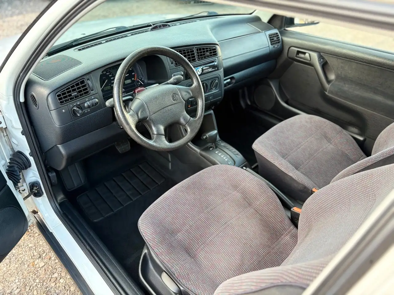 Volkswagen Golf 1.8i Klima eFH Gewinde 17 Zoll Sport ESD, foto 11