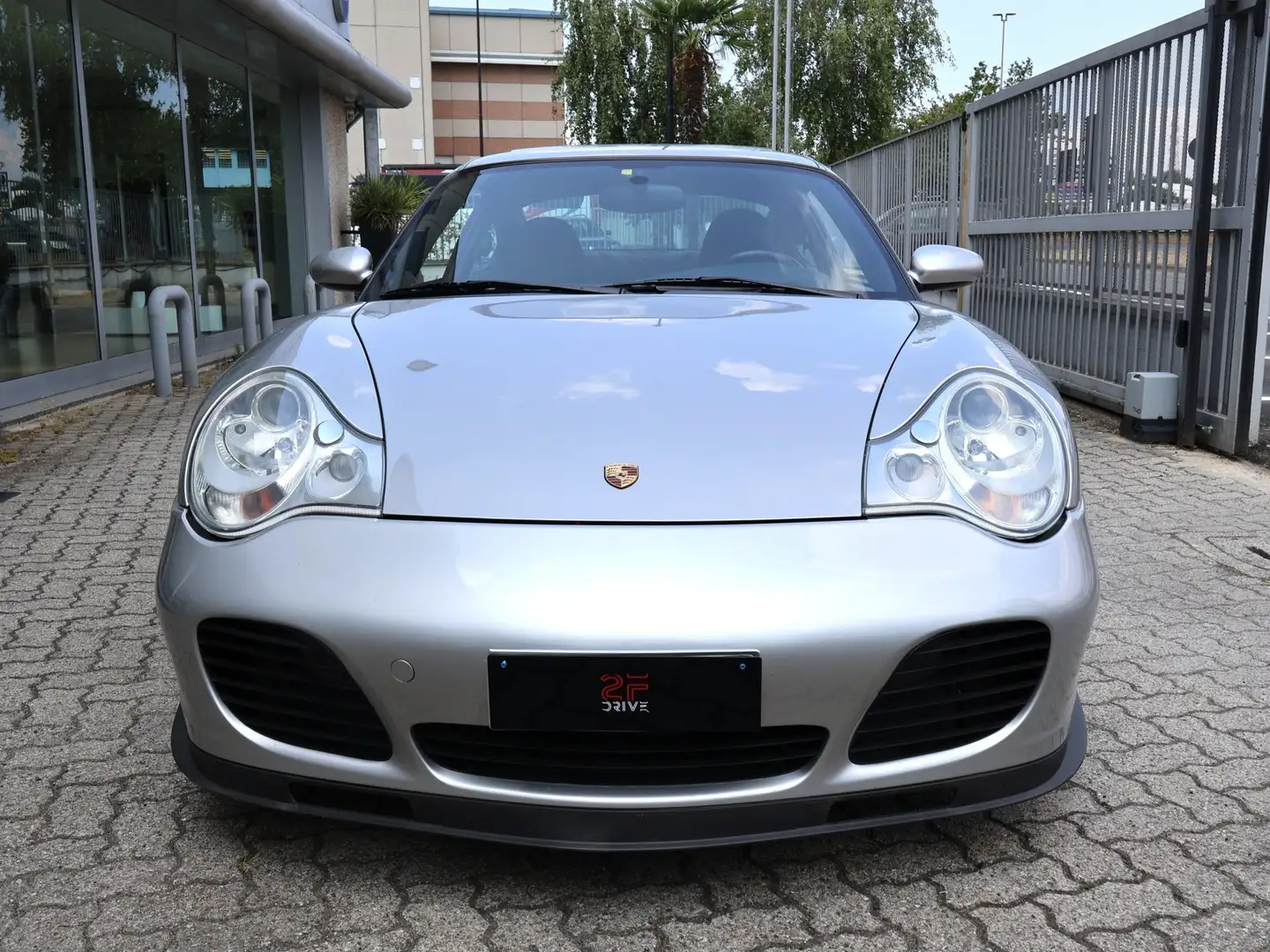Porsche 996 911 Coupe 3.6 Turbo Grey - 2