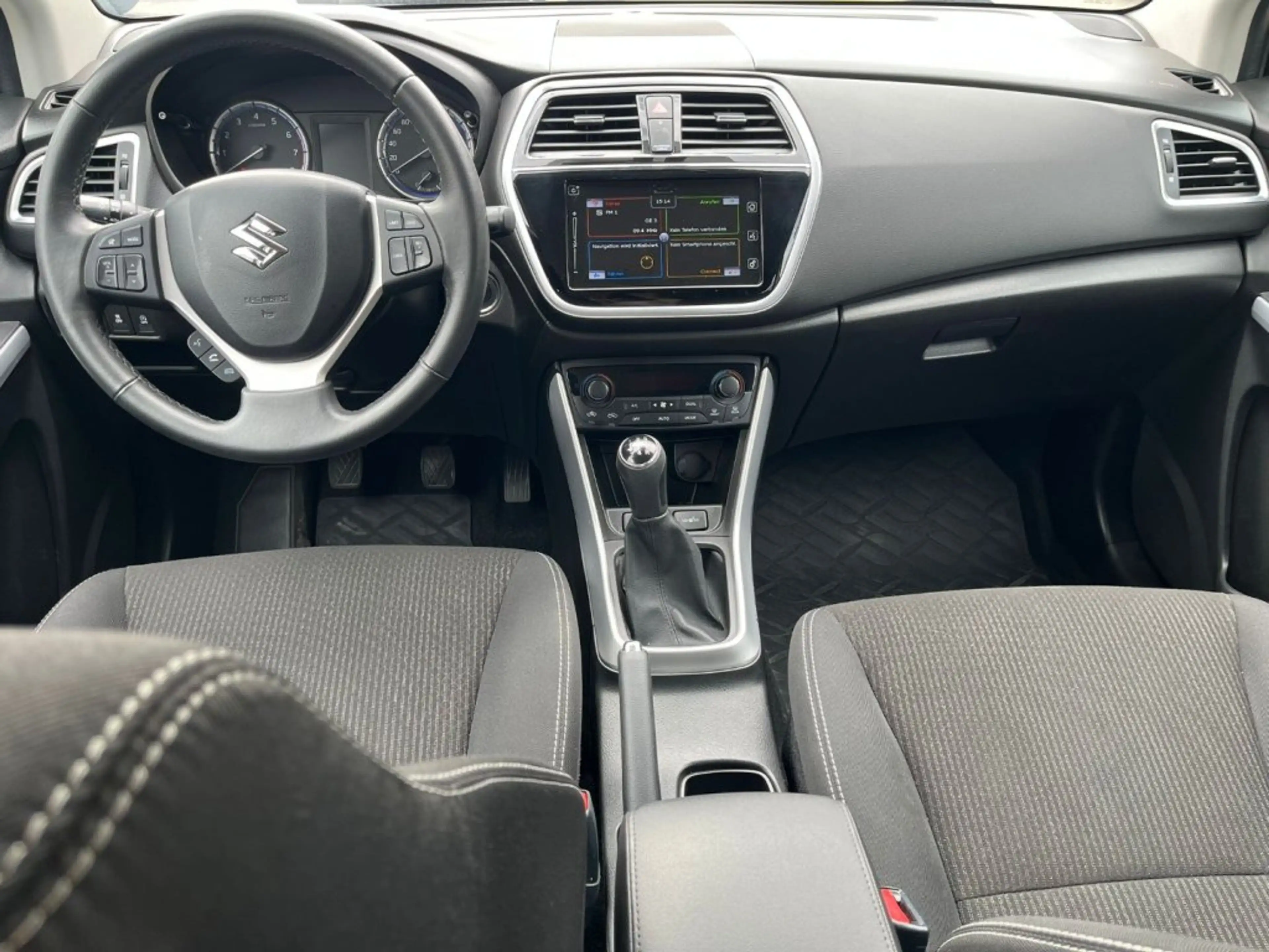 Suzuki Across SX4 S-Cross 1,0 DITC shine — photo 8