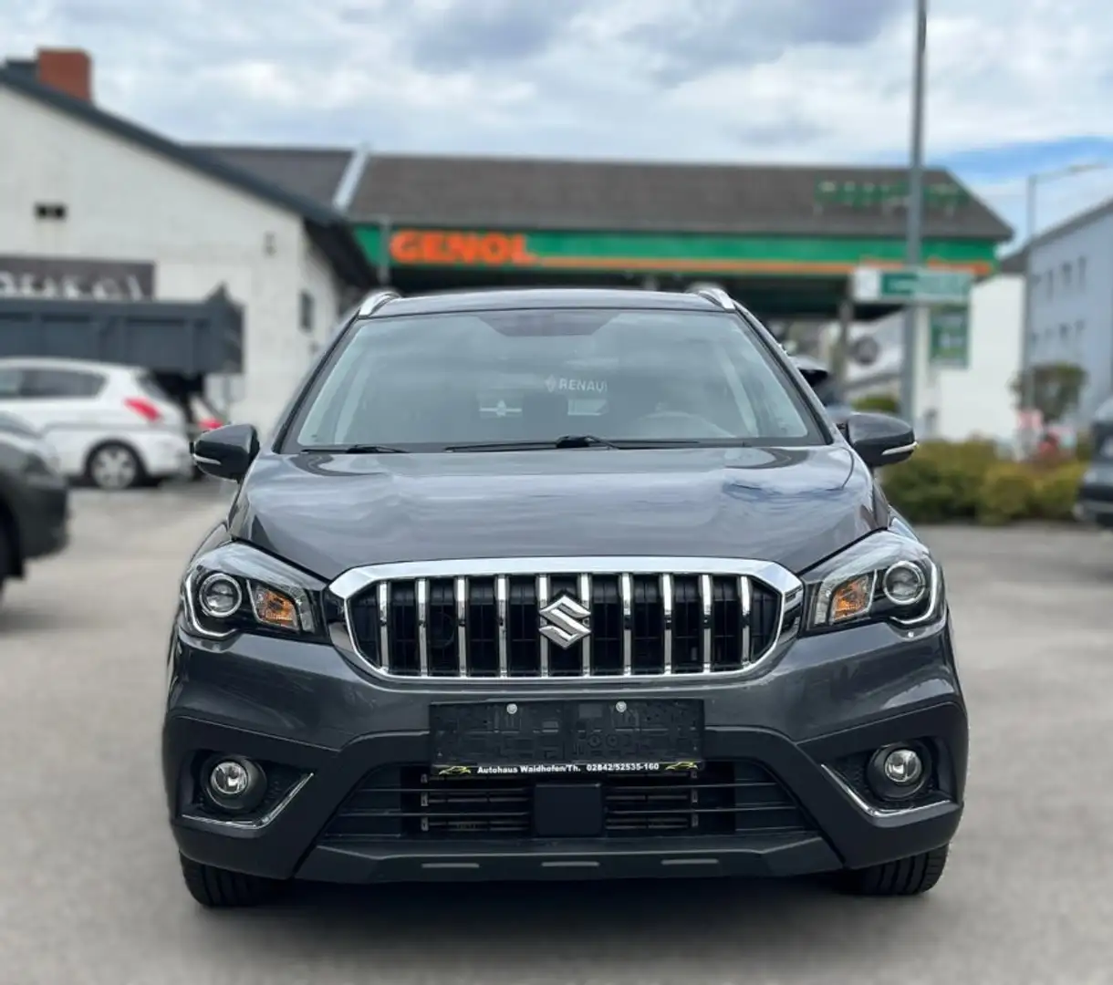 Suzuki Across SX4 S-Cross 1,0 DITC shine Grau - 2