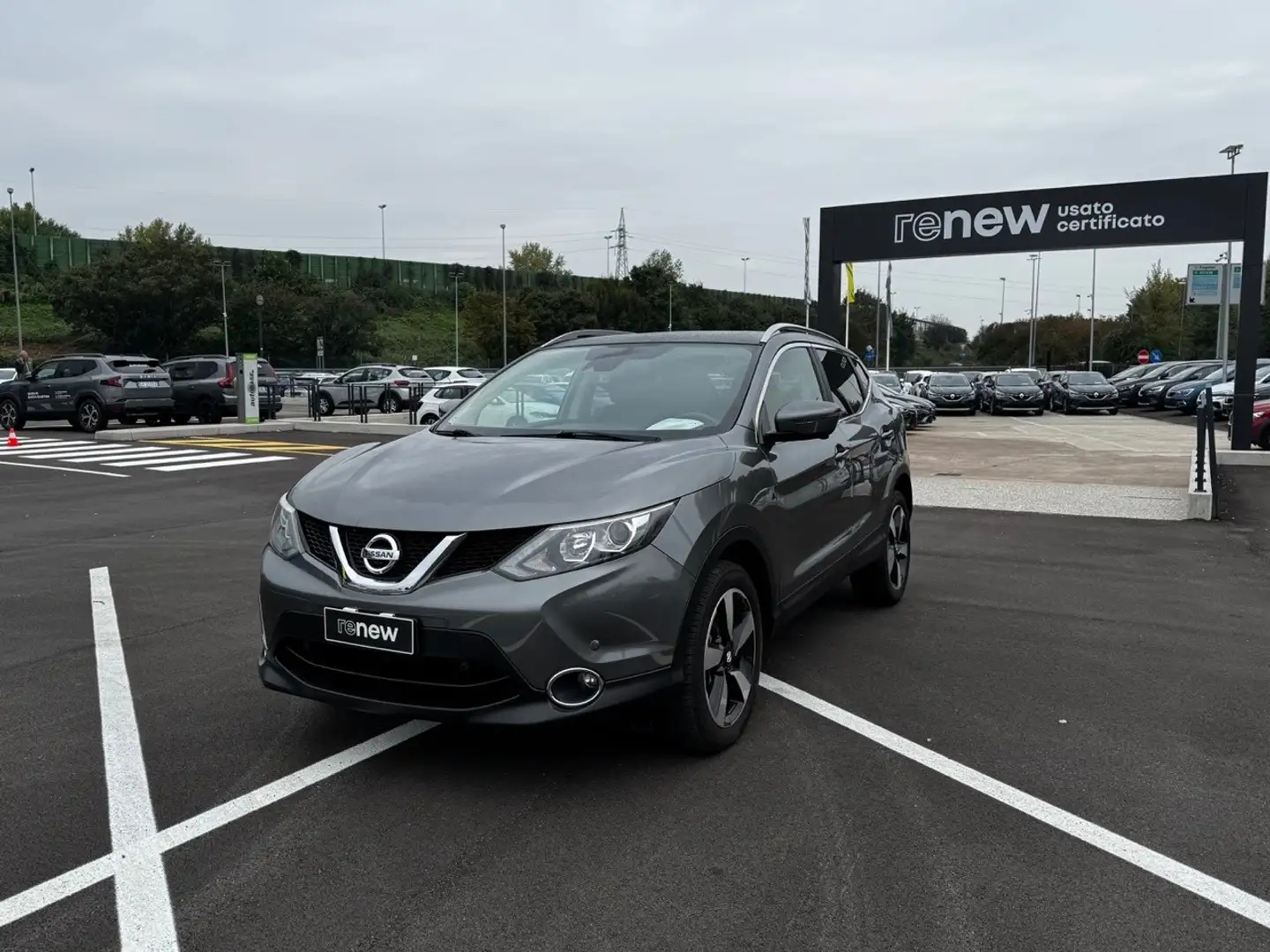 Nissan Qashqai 1.5 dCi Tekna Grigio - 1