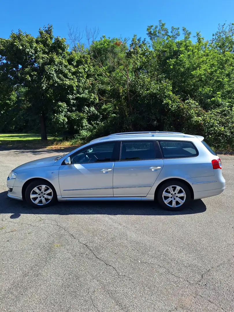 Volkswagen Passat 2.0 tdi Highline c/navi dsg - 2