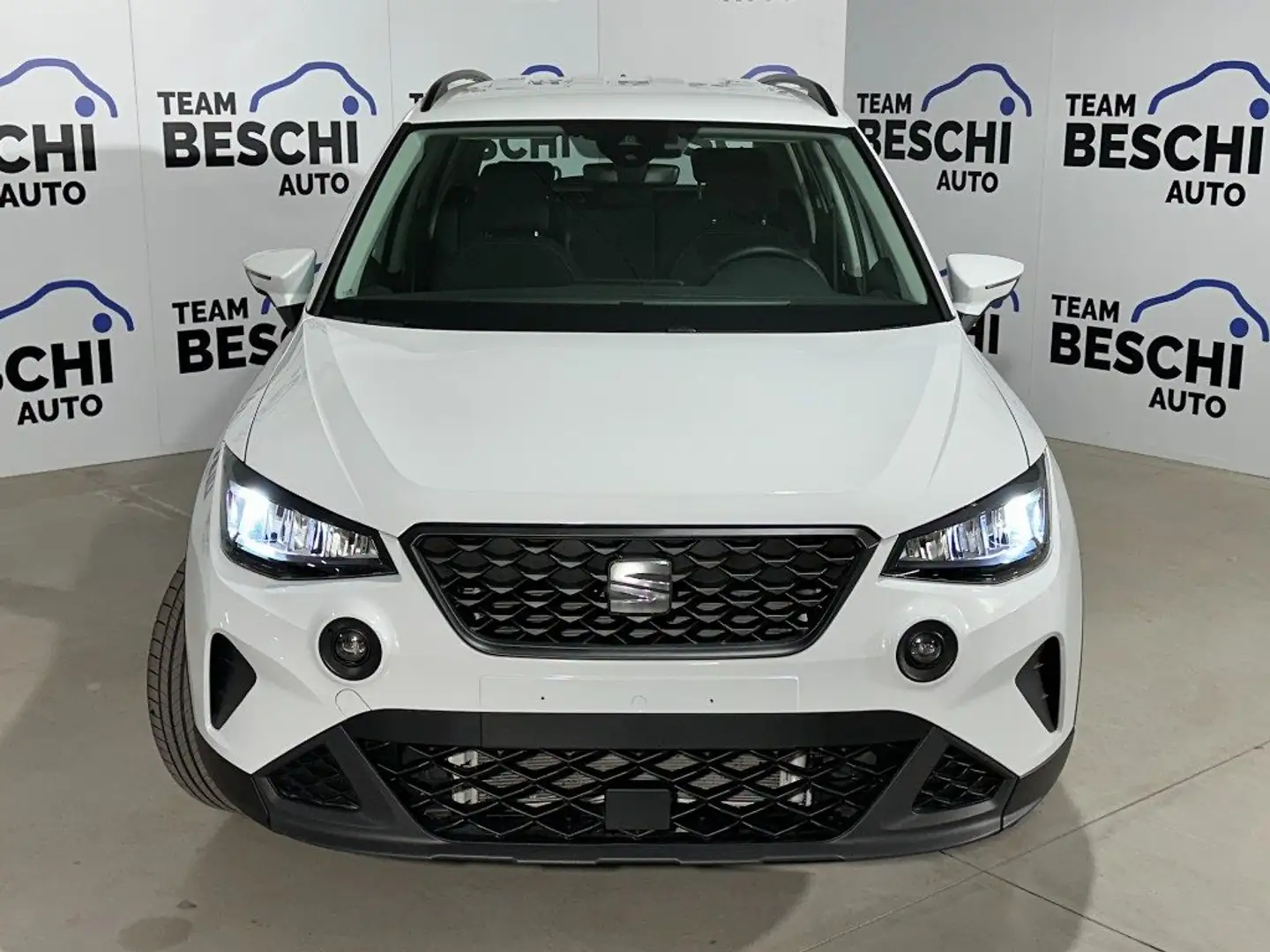 SEAT Arona 1.0 EcoTSI 110 CV DSG Style Blanc - 2