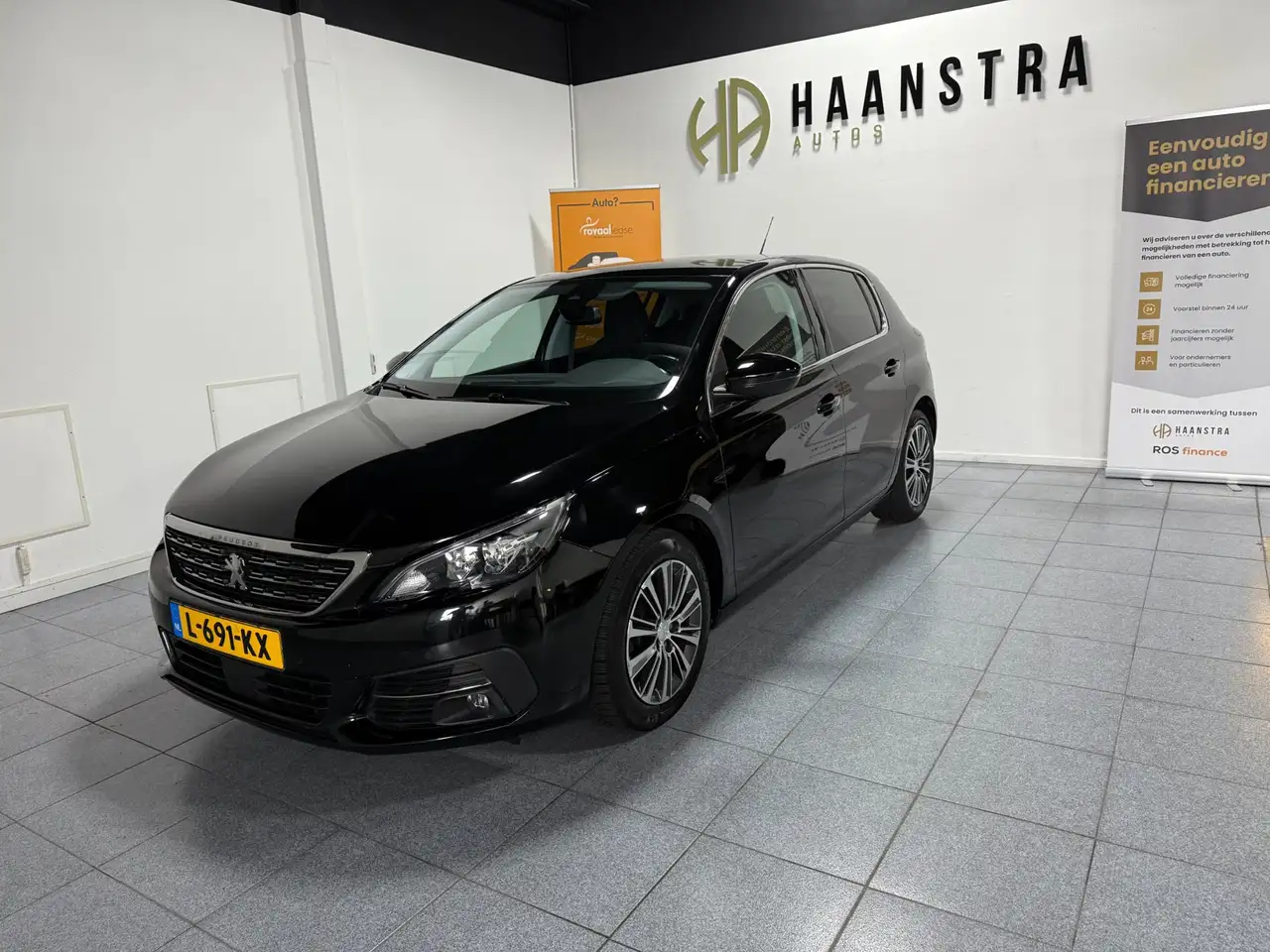 Peugeot 308 1.2 PureTech Blue Lease Allure 130 5D 1e Eig Apple, миниатюра 3