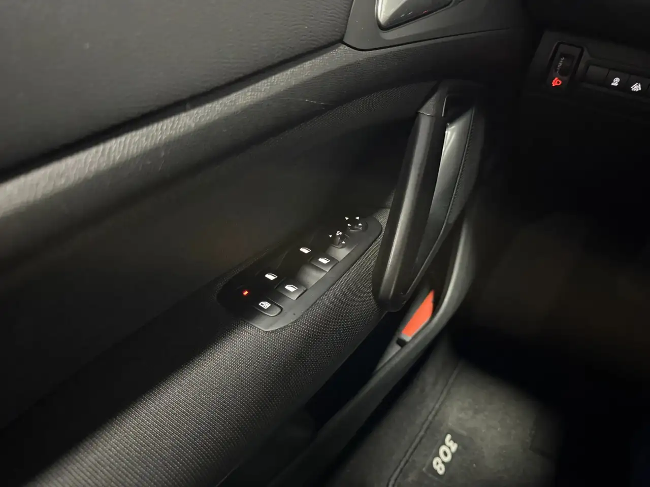Peugeot 308 1.2 PureTech Blue Lease Allure 130 5D 1e Eig Apple, миниатюра 22