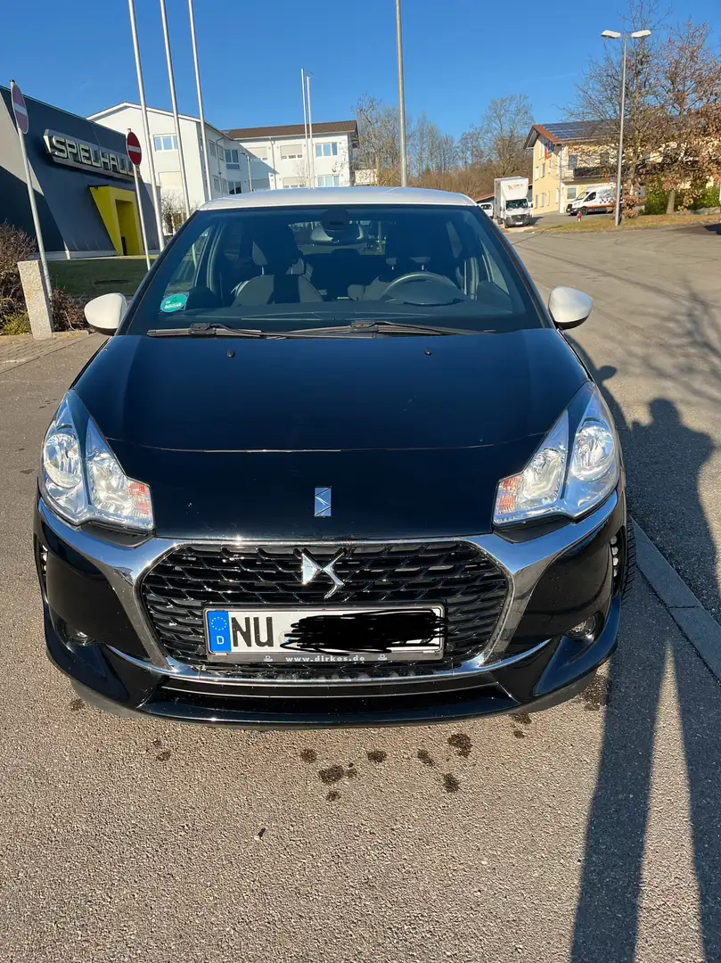 DS Automobiles DS 3 SoChic Schwarz - 1