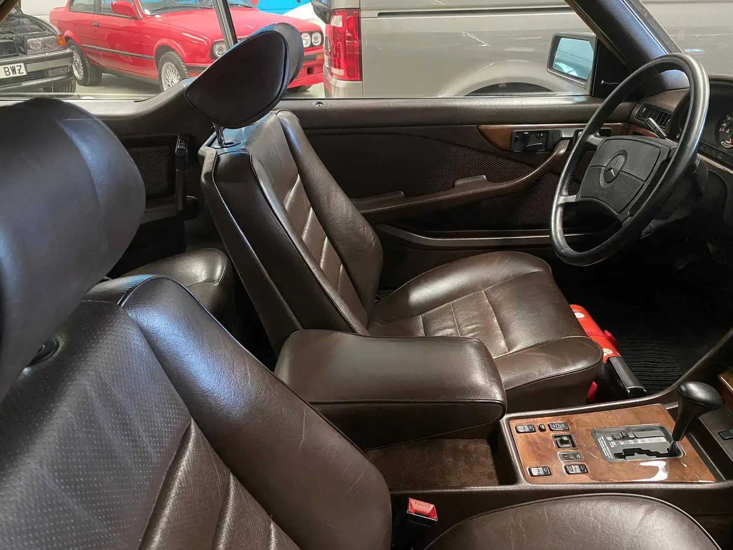 Mercedes-Benz 560 560 SEC Bronce - 2
